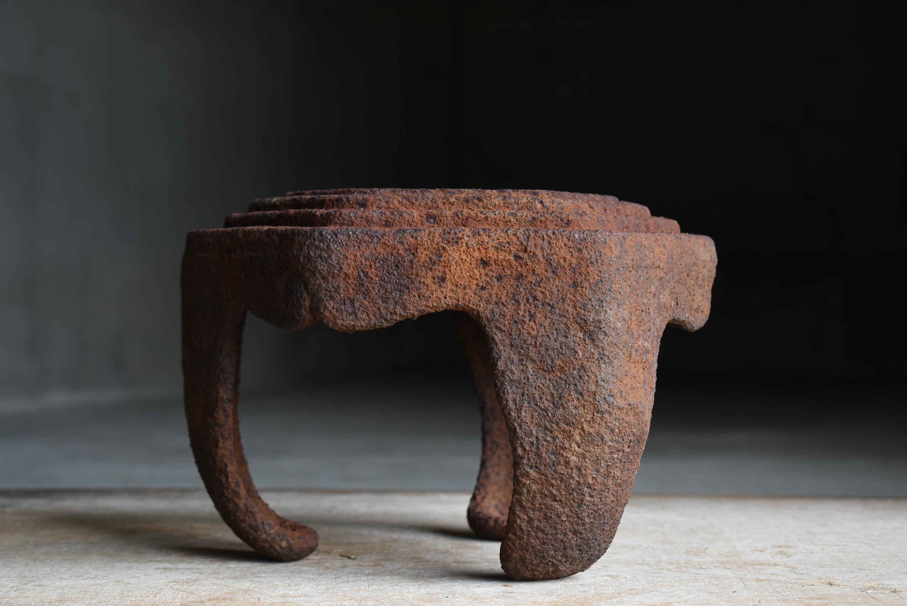 Japanese Antique Iron Hexagonal Stand 1860s-1900s / Ornament Wabisabi For Sale 3