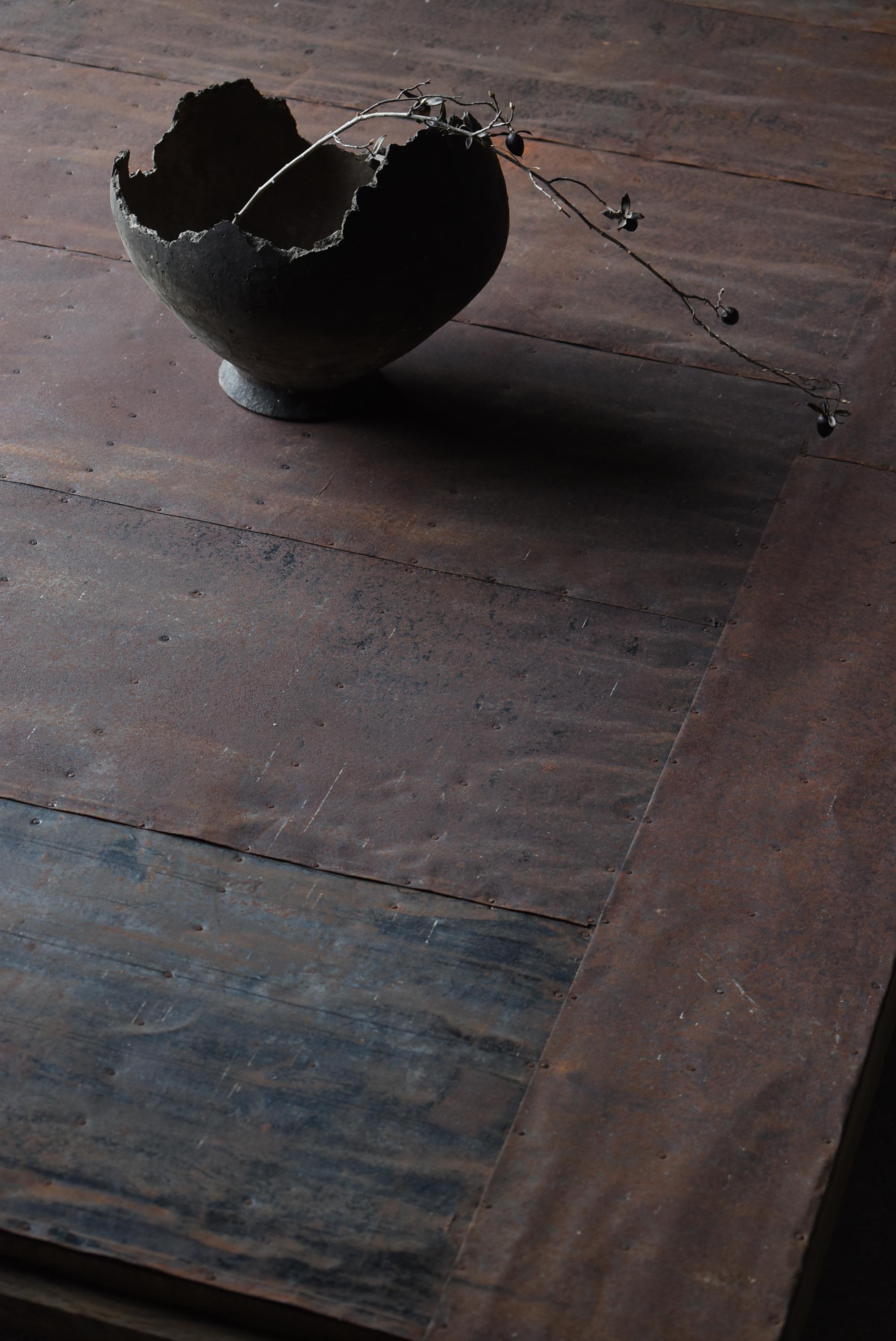 Japanese Antique Iron Plate Door 1860s-1900s / Wabisabi 15