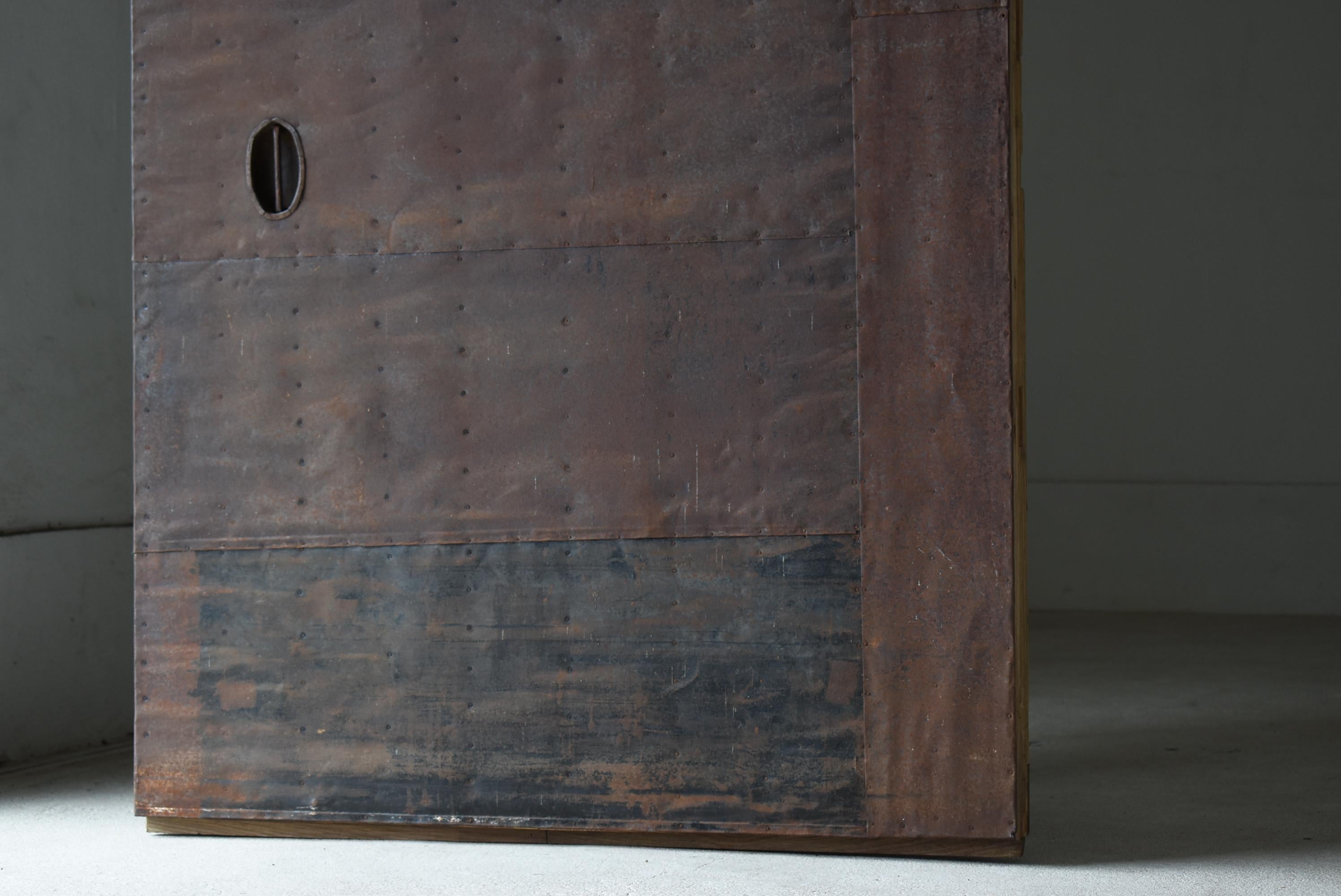 Japanese Antique Iron Plate Door 1860s-1900s / Wabisabi 3