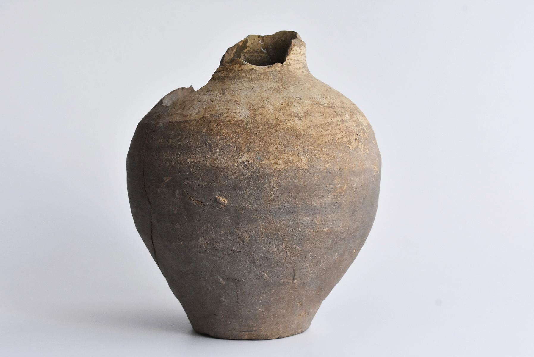 18th Century and Earlier Japanese Antique Jar / 12th-13th Century 