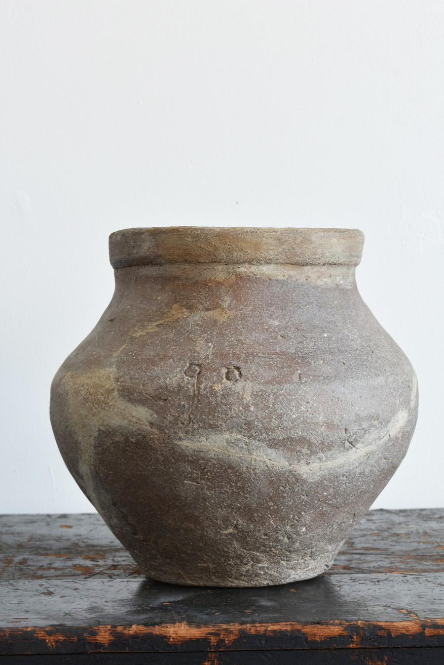 Other Japanese Antique Jar / 1400-1500 / Small Wabi-Sabi Pot / Vase For Sale