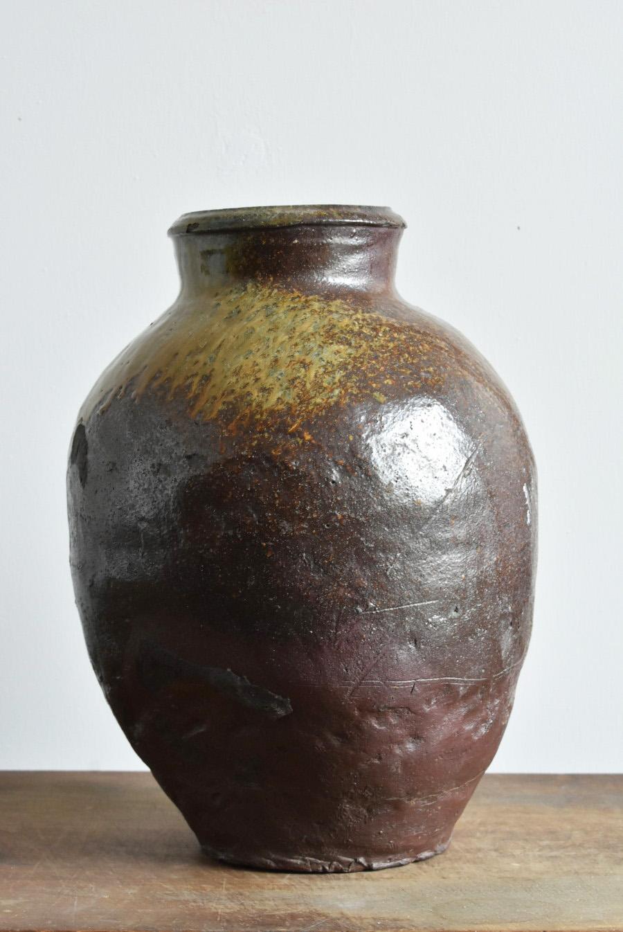 Other Japanese Antique Jar 1400s-1500s / Rare and Beautiful Vase 'Tokoname'