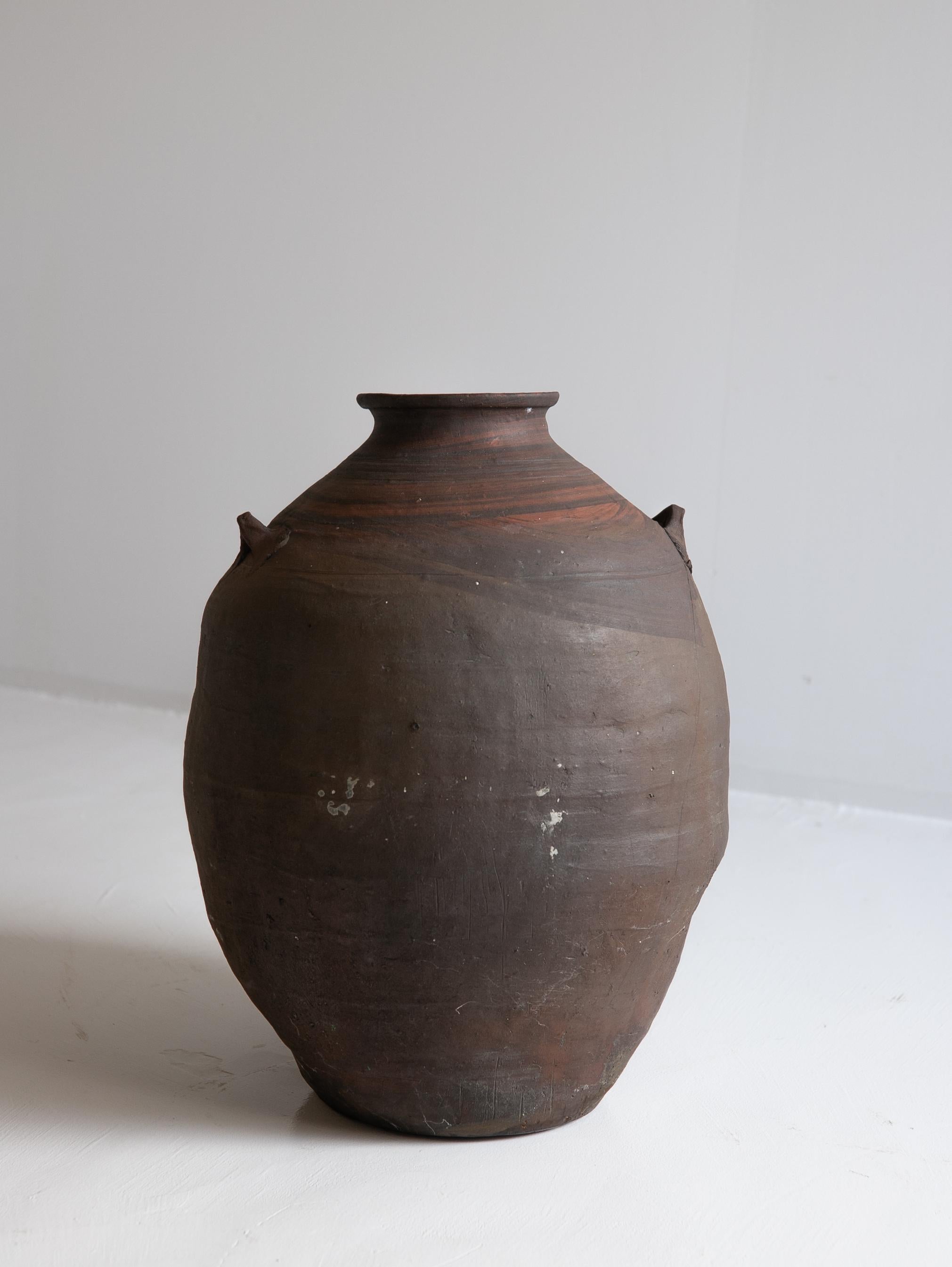 Hand-Crafted Japanese Antique Jar / 1900s / Atmosphere Cool Vase / Wabisabi Art / Mingei For Sale