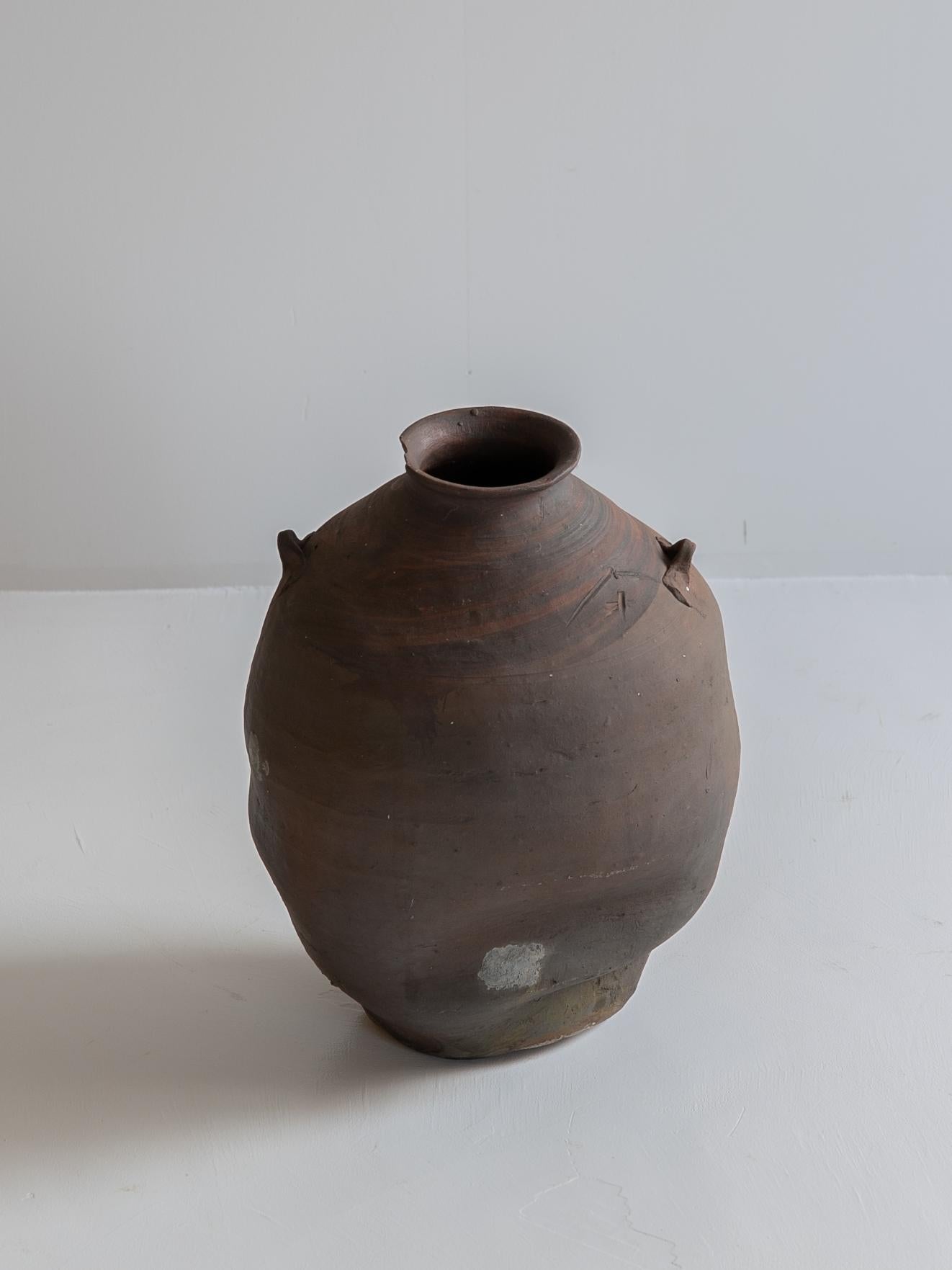 Japanese Antique Jar / 1900s / Atmosphere Cool Vase / Wabisabi Art / Mingei In Good Condition For Sale In Sammu-shi, Chiba