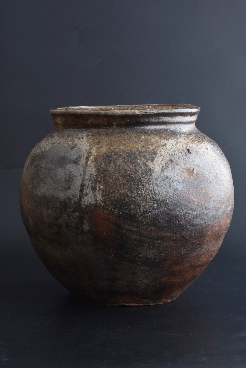 18th Century and Earlier Japanese Antique Jar 