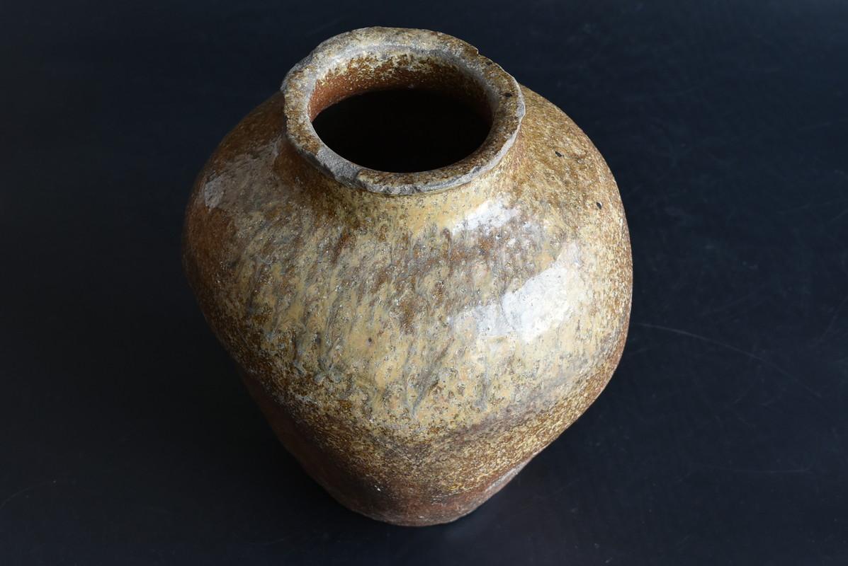 Pottery Japanese Antique Jar / Tokoname-Yaki / 1400-1500s/Beautiful Jar of Natural Glaze