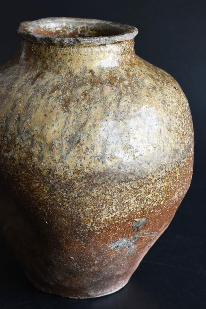 Japanese Antique Jar / Tokoname-Yaki / 1400-1500s/Beautiful Jar of Natural Glaze 2