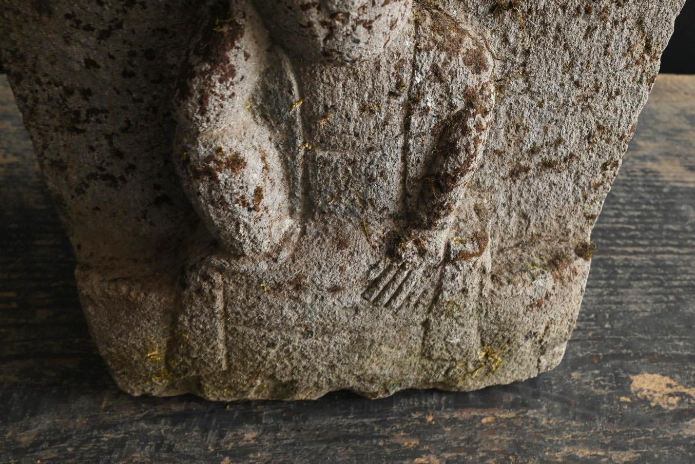 Japanische antike Kannon-Steinstatue/Edo-Periode des 18. bis 19. Jahrhunderts im Angebot 6