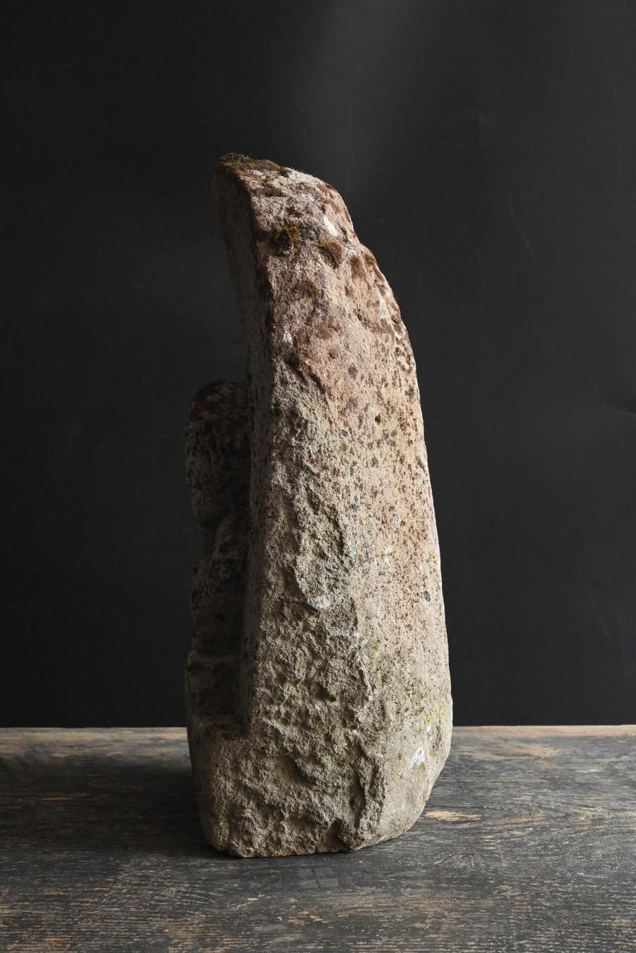 Japanische antike Kannon-Steinstatue/Edo-Periode des 18. bis 19. Jahrhunderts im Angebot 9