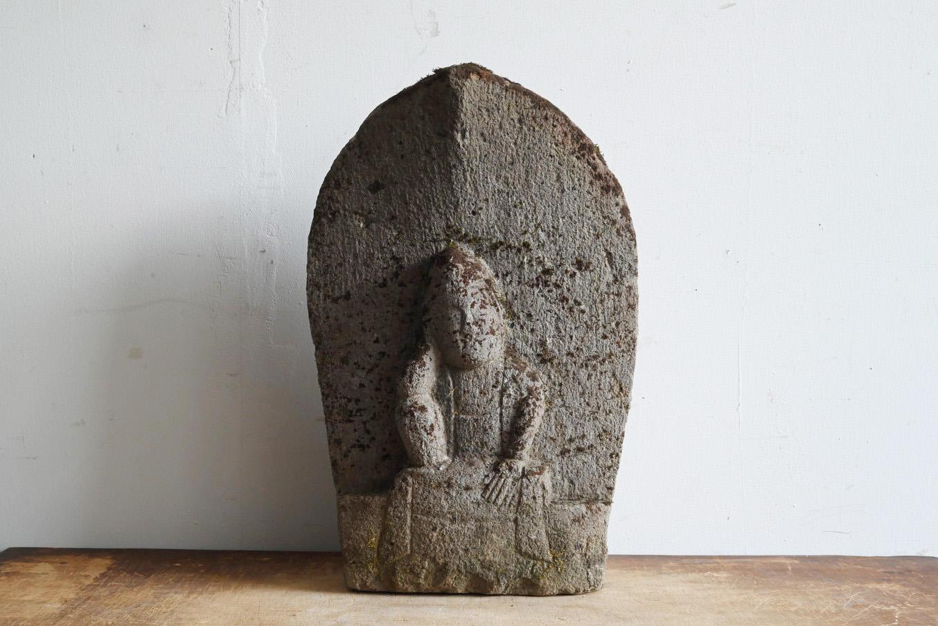 Japanische antike Kannon-Steinstatue/Edo-Periode des 18. bis 19. Jahrhunderts im Angebot 12