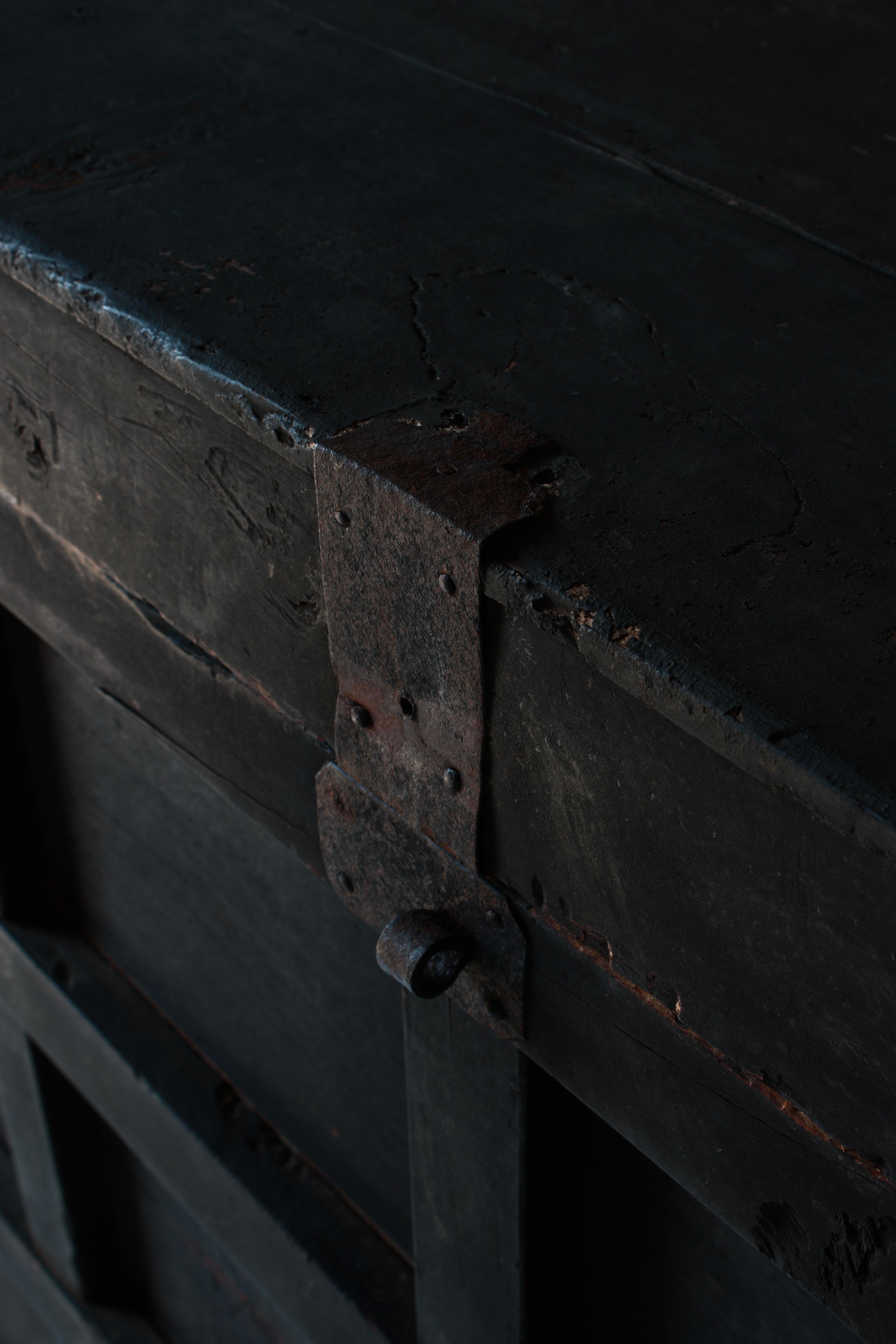 Antico Kuruma Nagamochi giapponese / Credenza / 1800-1860 Wabi-sabi in vendita 2