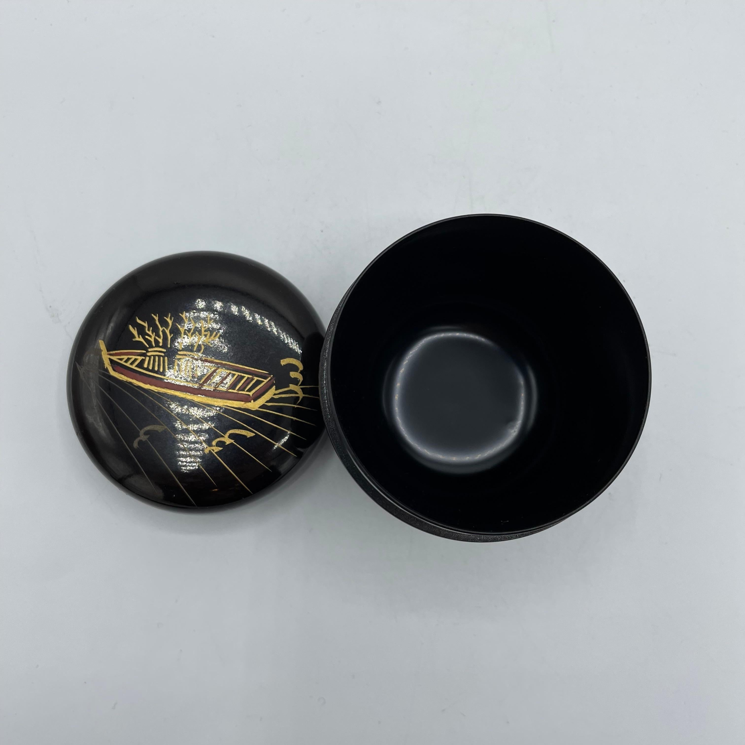 Natsume japonés antiguo lacado (caja para polvo de matcha) Barco años 80 Japonés en venta