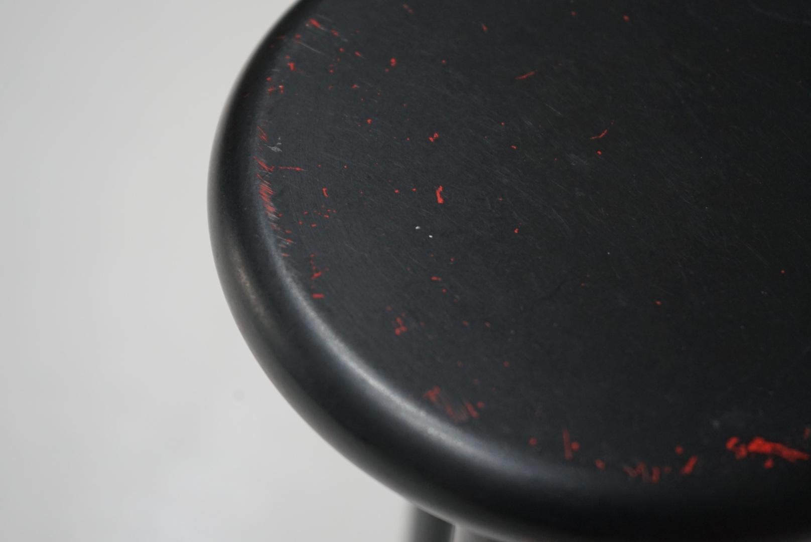 Japanese Antique Lacquered Display Stand, 1920s–1940s, Japandi Wabi-Sabi siglo XX en venta