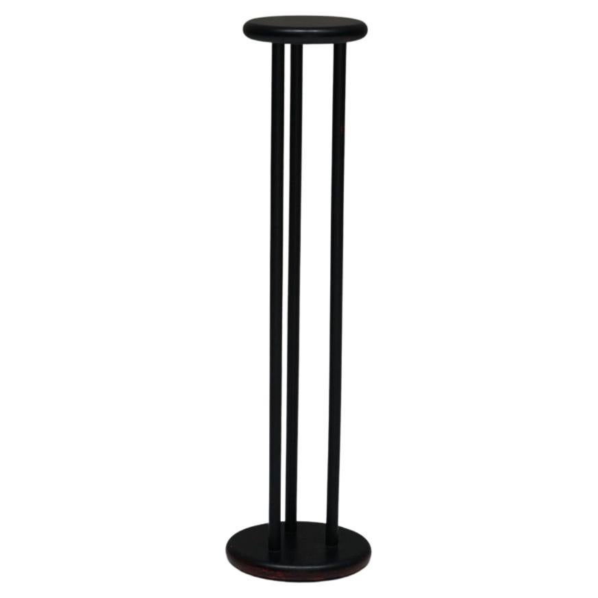 Japanese Antique Lacquered Display Stand, 1920s–1940s, Japandi Wabi-Sabi en venta