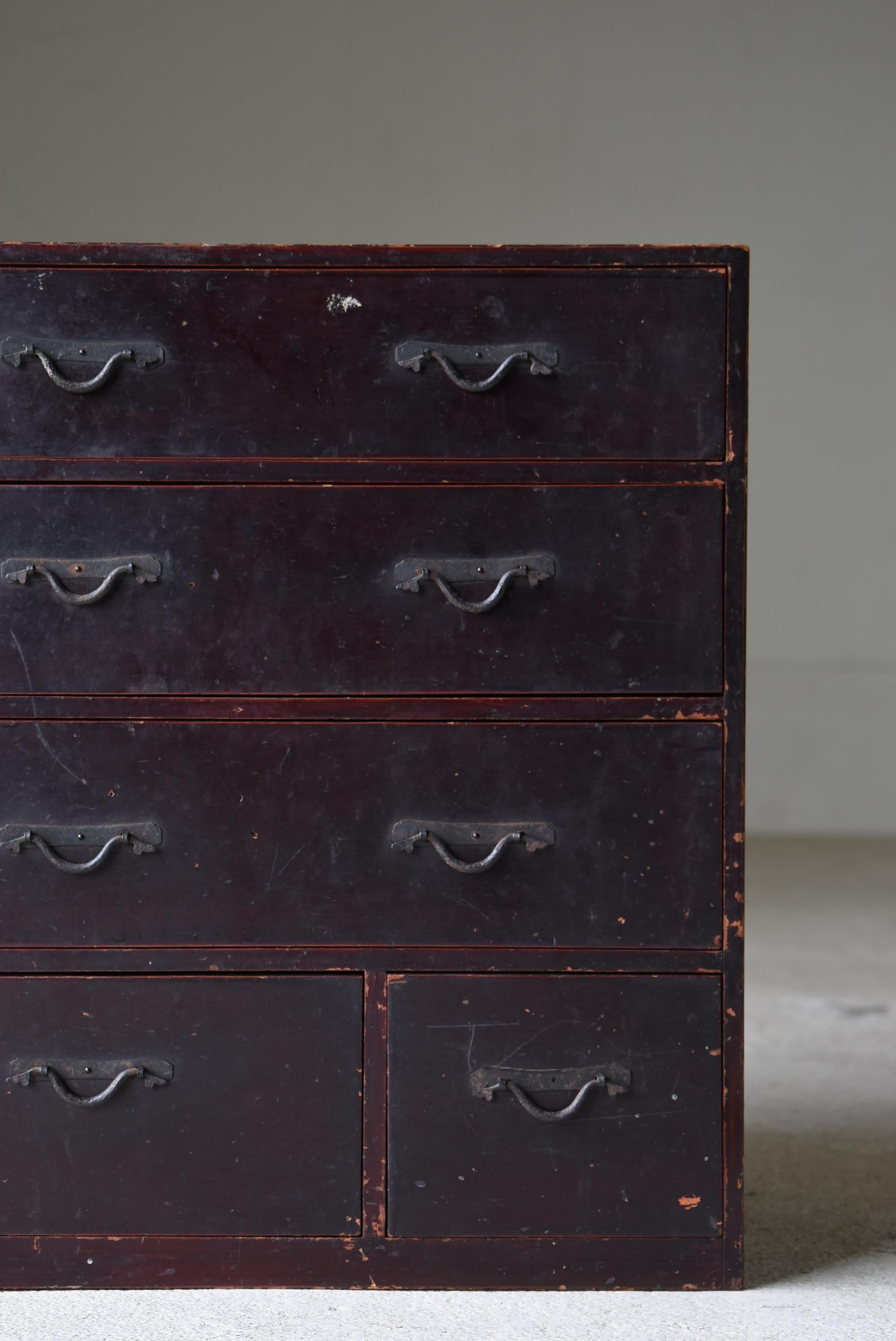Cajón Pequeño Japonés Antiguo Lacado Años 1860-1920 / Tansu Wabi Sabi en Bueno Estado en Sammu-shi, Chiba