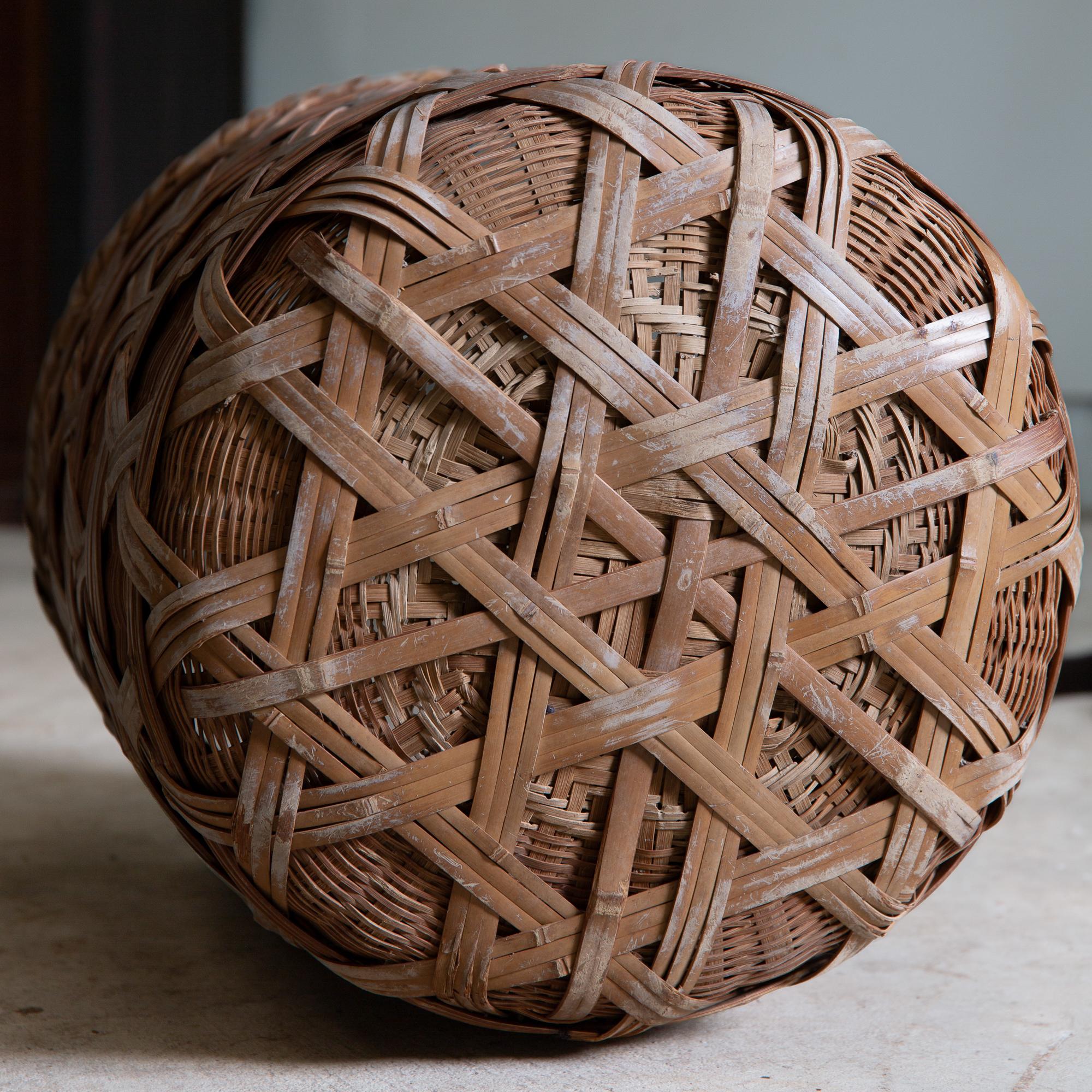 Japanese antique large bamboo double layered basket - wabi sabi primitive decor For Sale 5