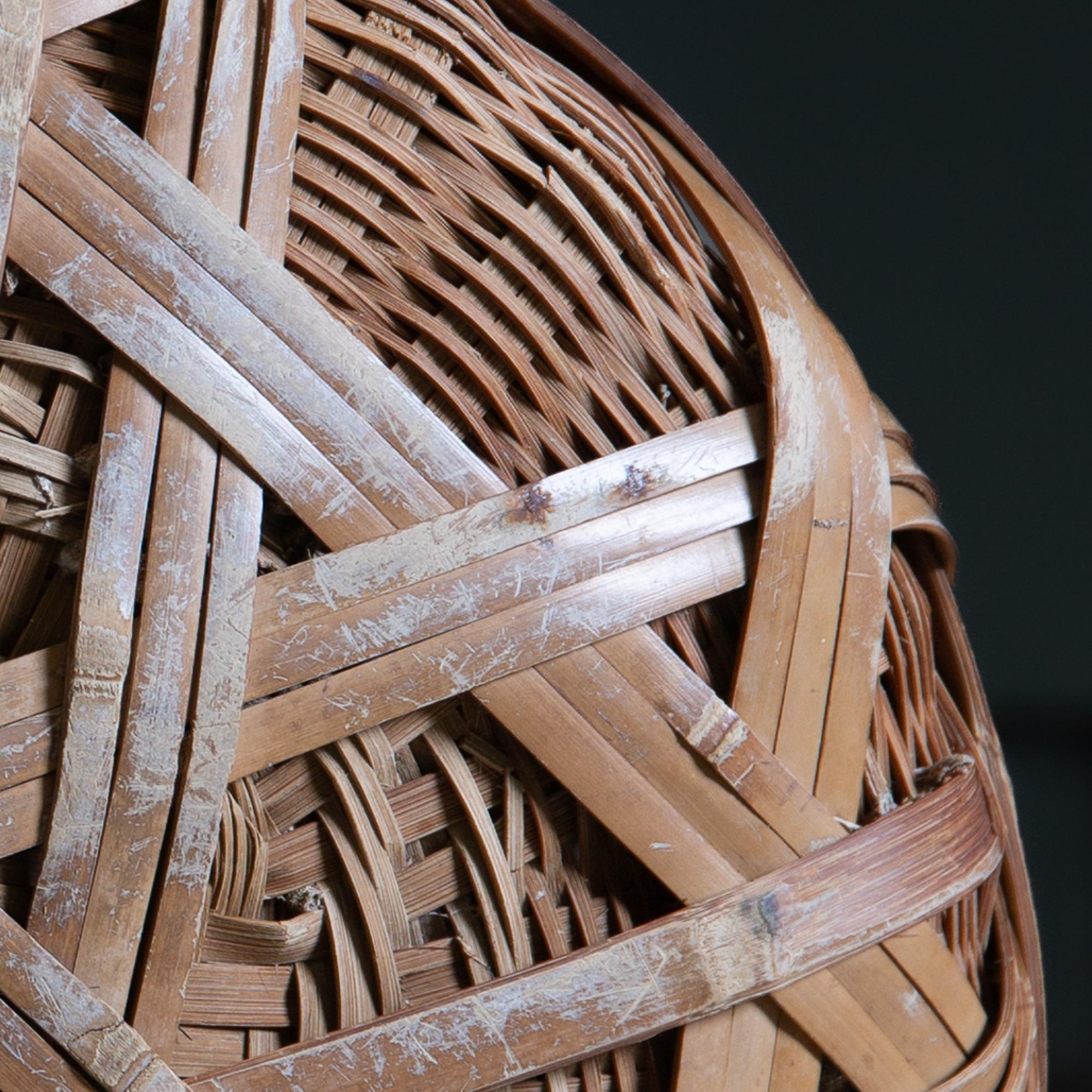 Japanese antique large bamboo double layered basket - wabi sabi primitive decor For Sale 7