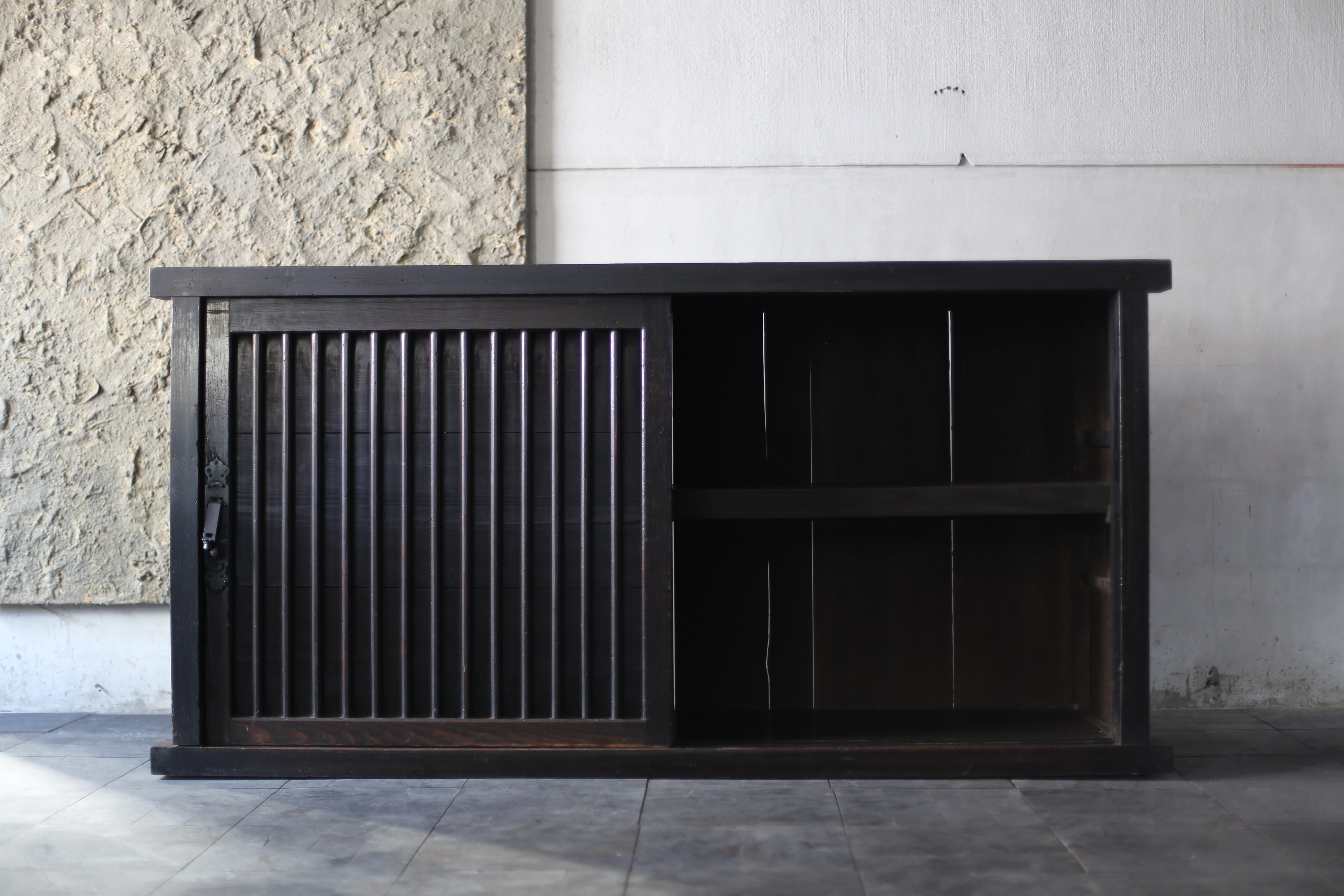 Grand meuble de rangement japonais antique BK Tansu 1860s-1900s / enfilade Wabi Sabi en vente 4