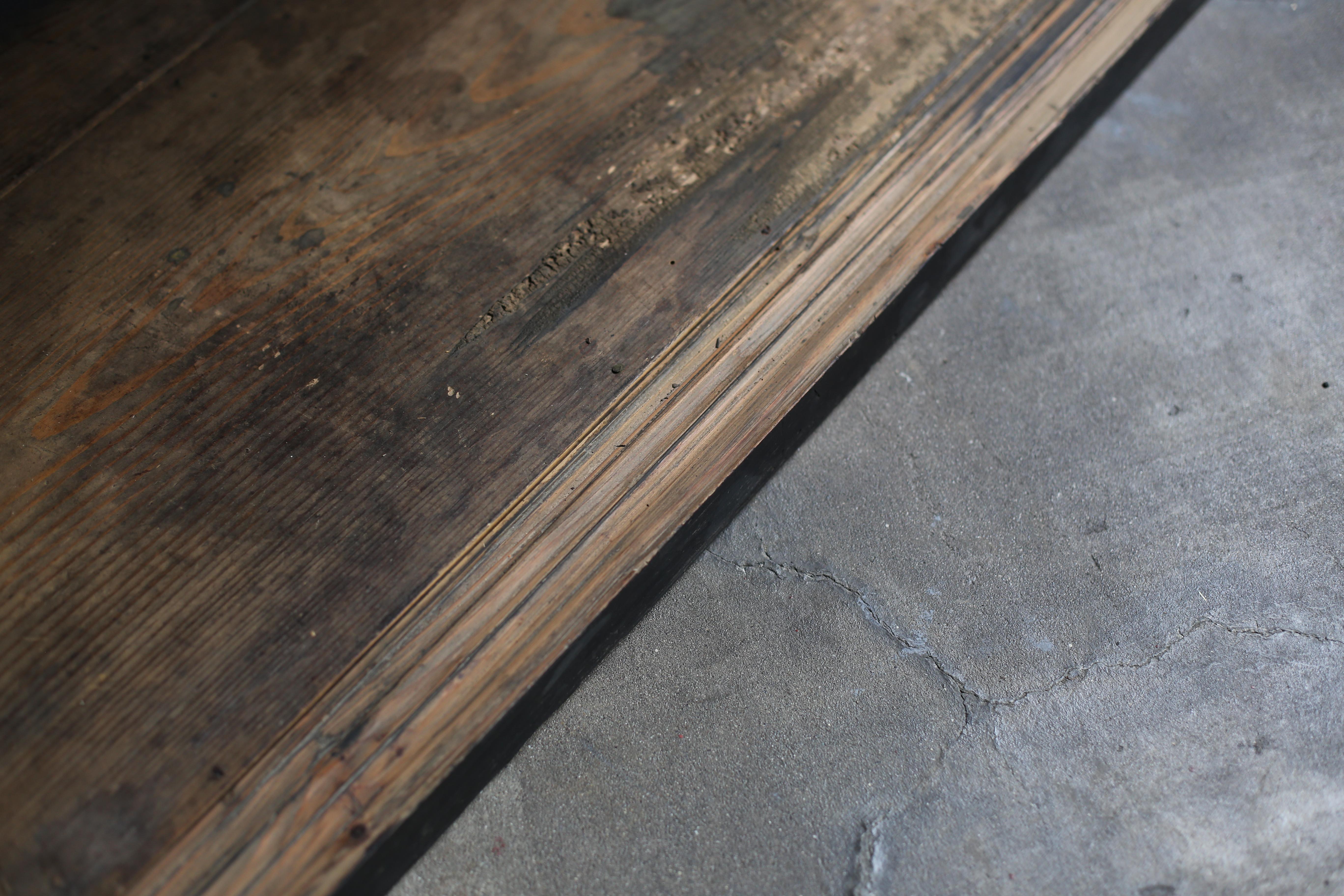 BK Antiques giapponese di grandi dimensioni Tansu 1860-1900 / Cabinet Sideboard Wabi Sabi in vendita 3