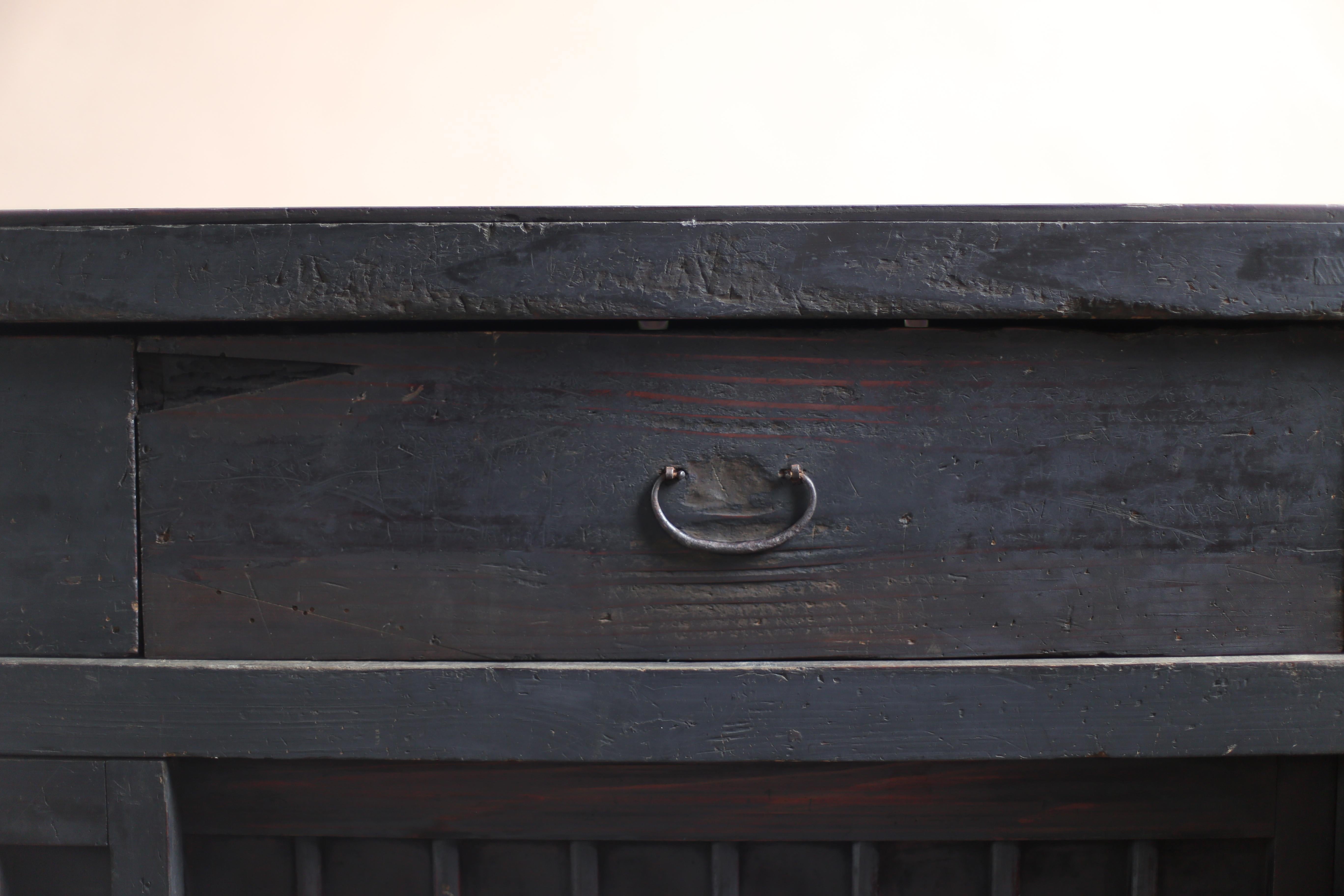BK Antiques giapponese di grandi dimensioni Tansu 1860-1900 / Cabinet Sideboard Wabi Sabi in vendita 7