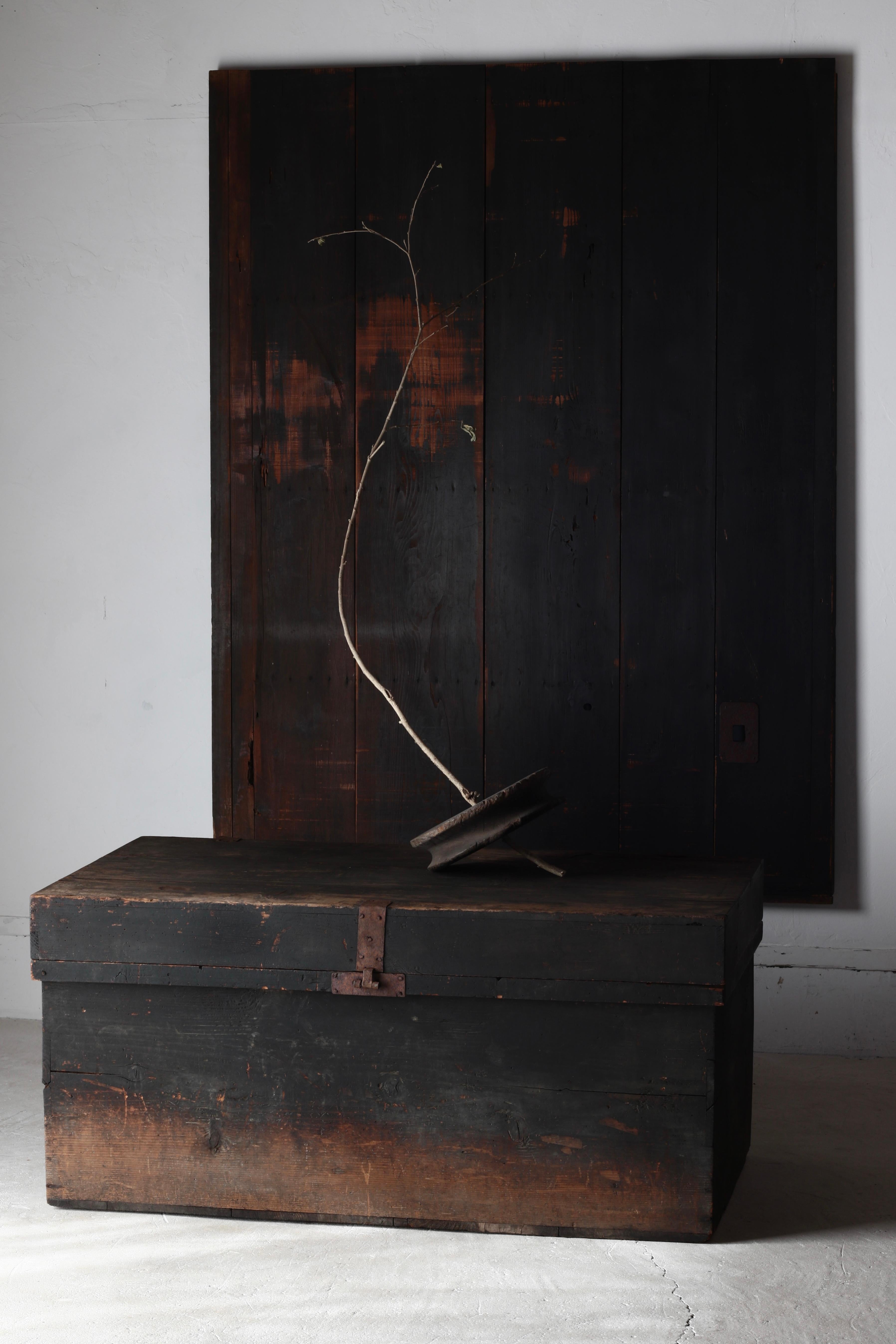 Japanese Antique Large Black Box / Sofa Table Side Table /1868-1912s / Wabi-sabi im Angebot 11