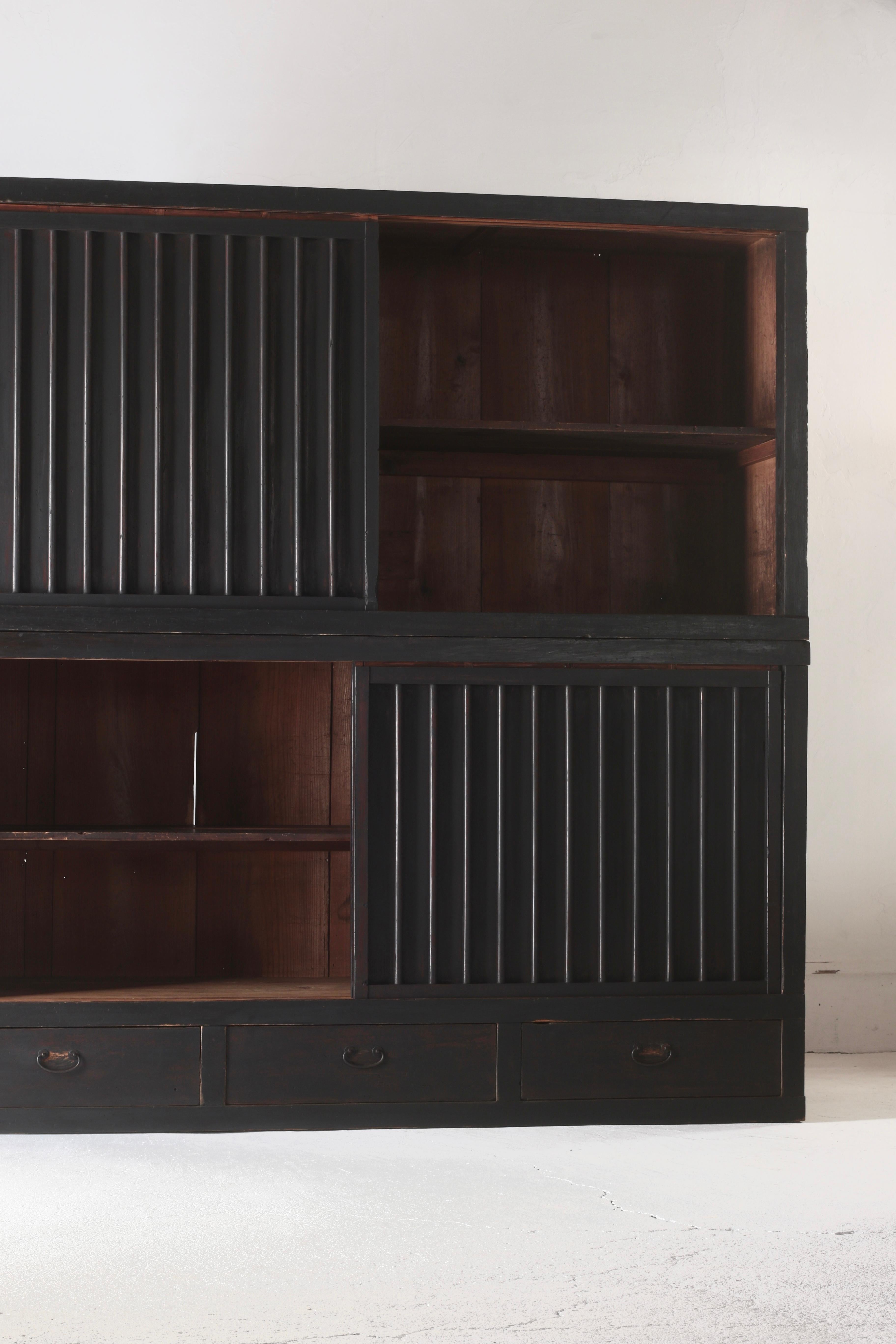 Japanese Antique Large Black Mizuya Tansu / Cabinet Cupboard 1868-1912s WabiSabi For Sale 1