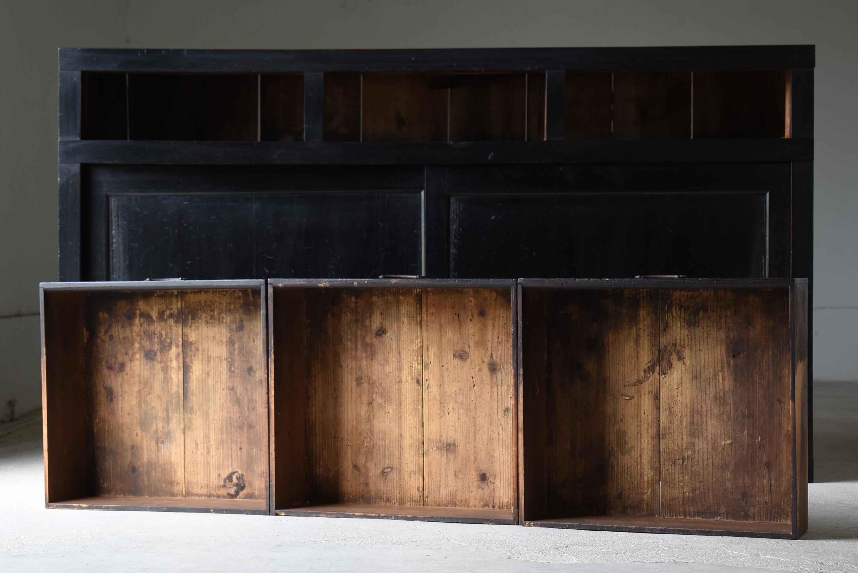 Japanisches antikes großes schwarzes Sideboard, 1860er-1900er Jahre / Tansu Wabisabi, Tansu Wabisabi im Angebot 4