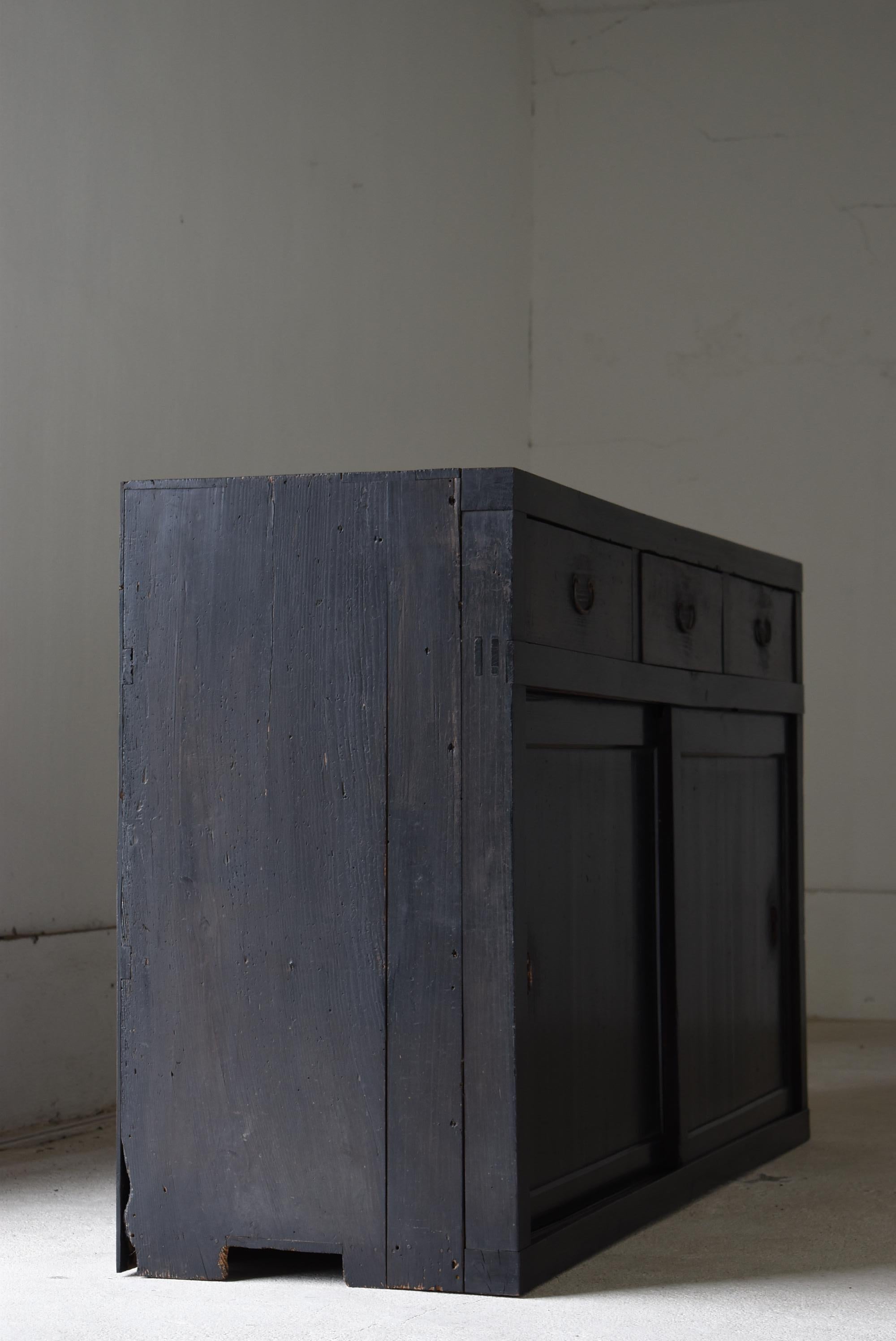 Japanisches antikes großes schwarzes Sideboard, 1860er-1900er Jahre / Tansu Wabisabi, Tansu Wabisabi im Angebot 8