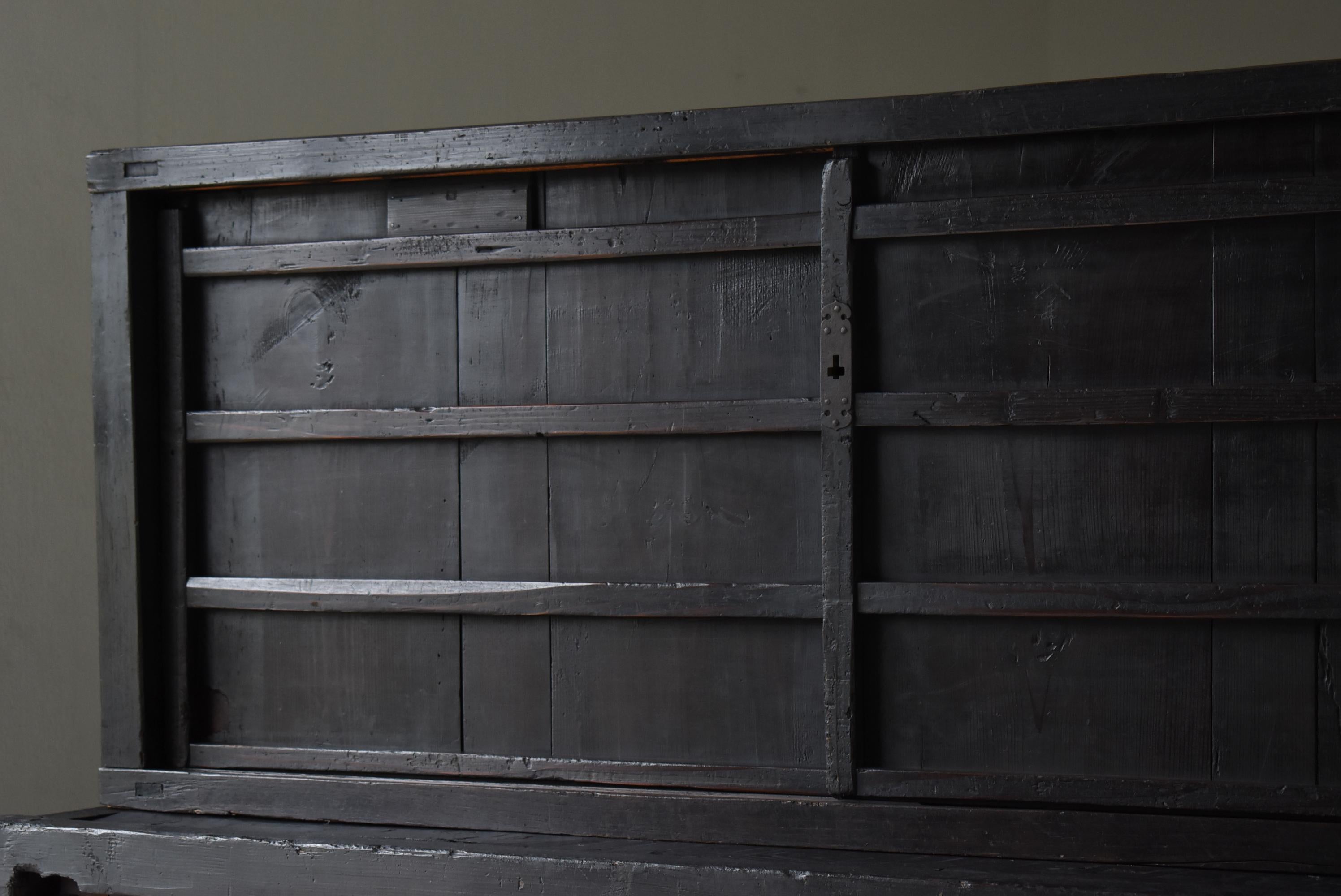 Japanese Antique Large Black Tansu 1860s-1900s / Cabinet Cupboard Wabisabi In Good Condition In Sammu-shi, Chiba