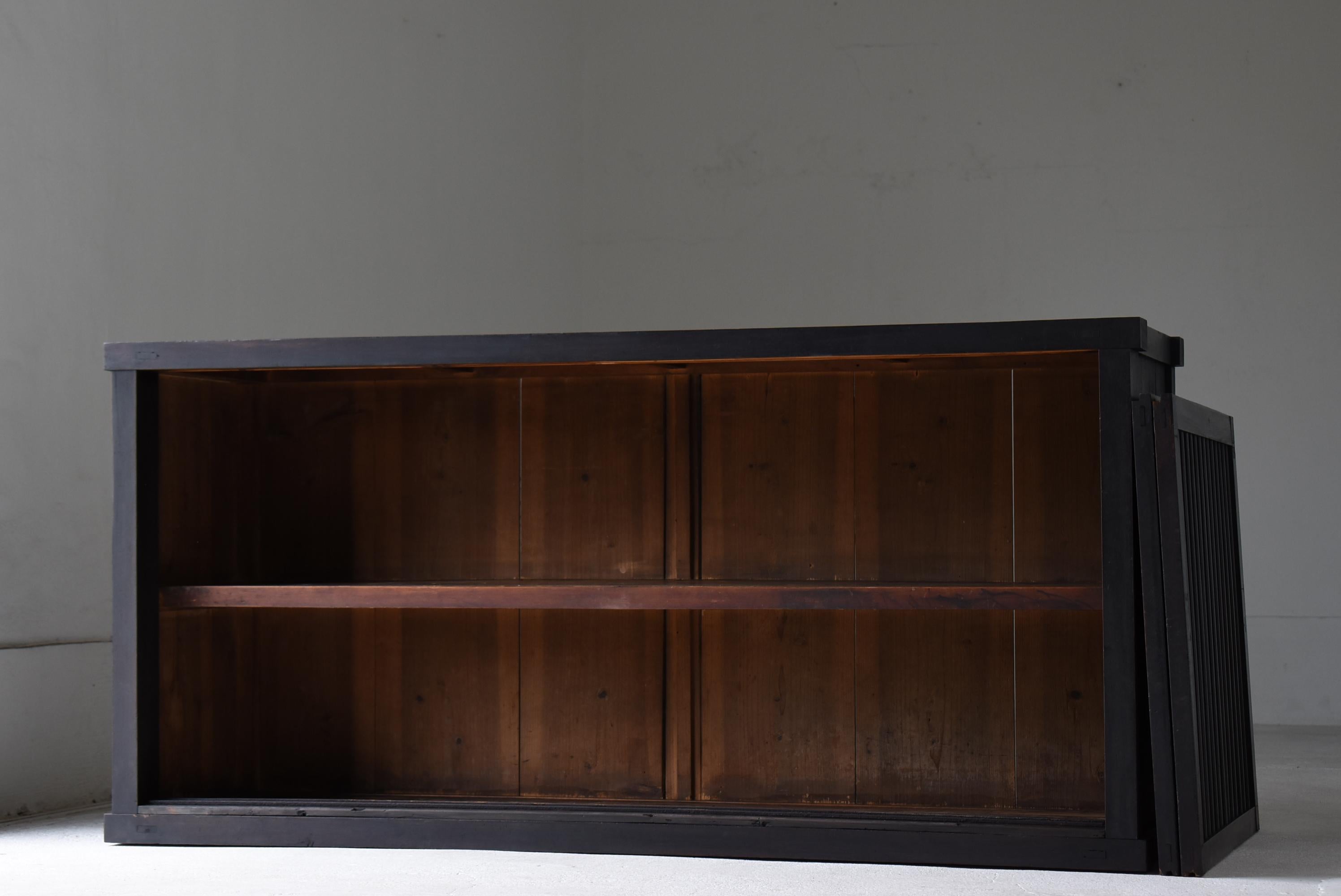 Antiguo Tansu Japonés Grande Negro 1860s-1900s / Aparador Wabi Sabi en venta 2