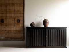 Grand Tansu noir ancien japonais 1860s-1900s / Buffet Wabisabi