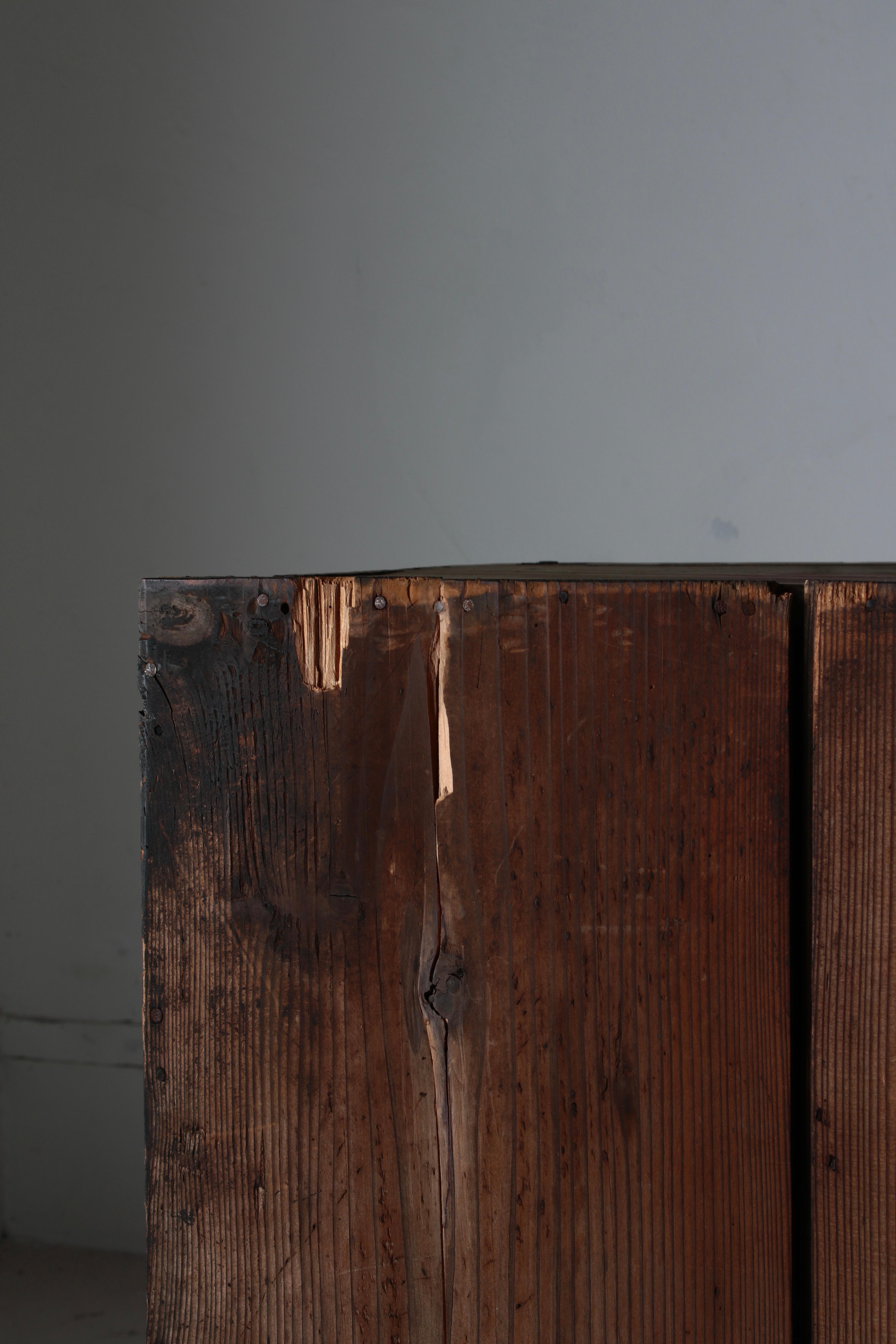 Antico Tansu nero di grandi dimensioni / Credenza / 1868-1912 Wabi-sabi giapponese 6