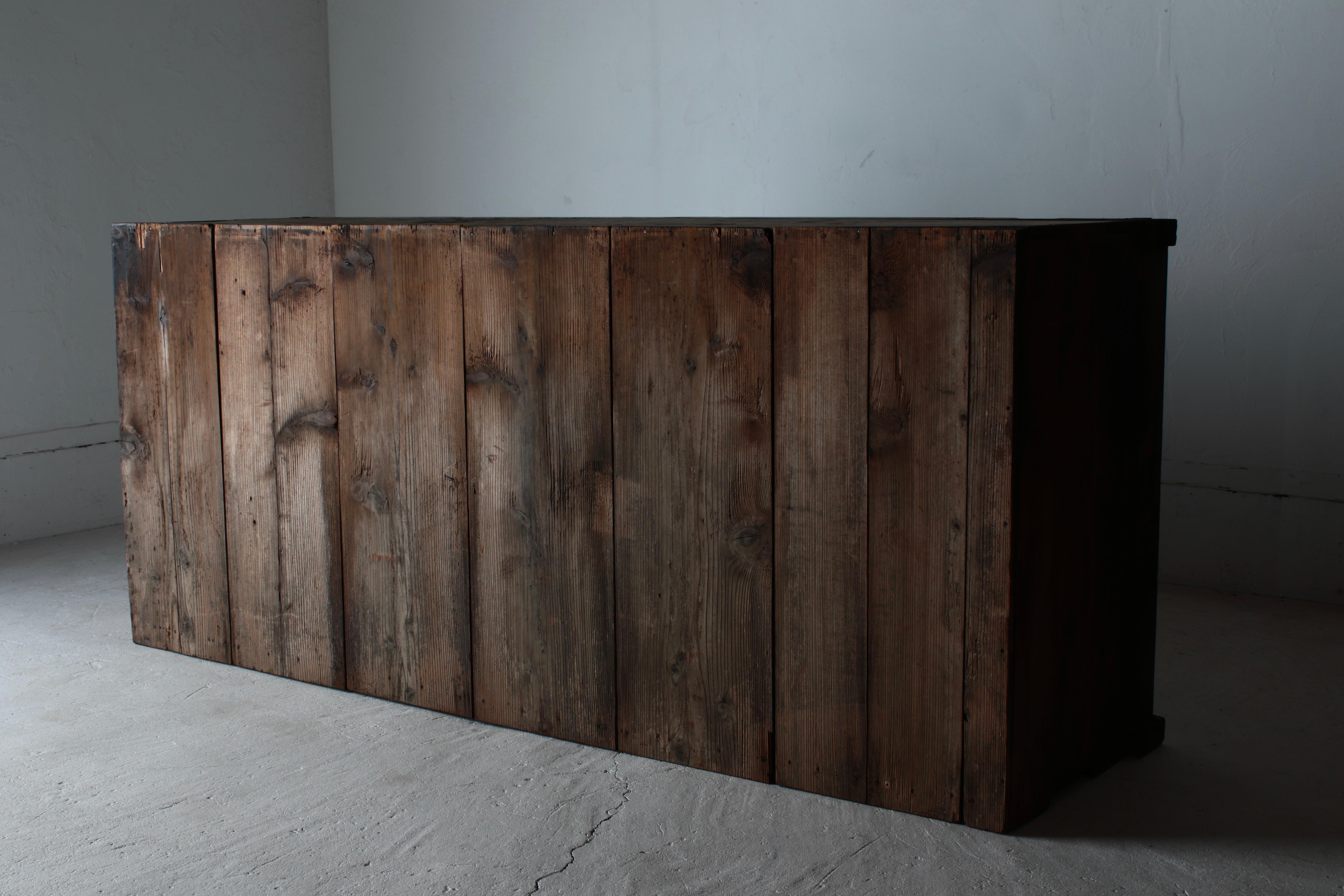 Antico Tansu nero di grandi dimensioni / Credenza / 1868-1912 Wabi-sabi giapponese 7