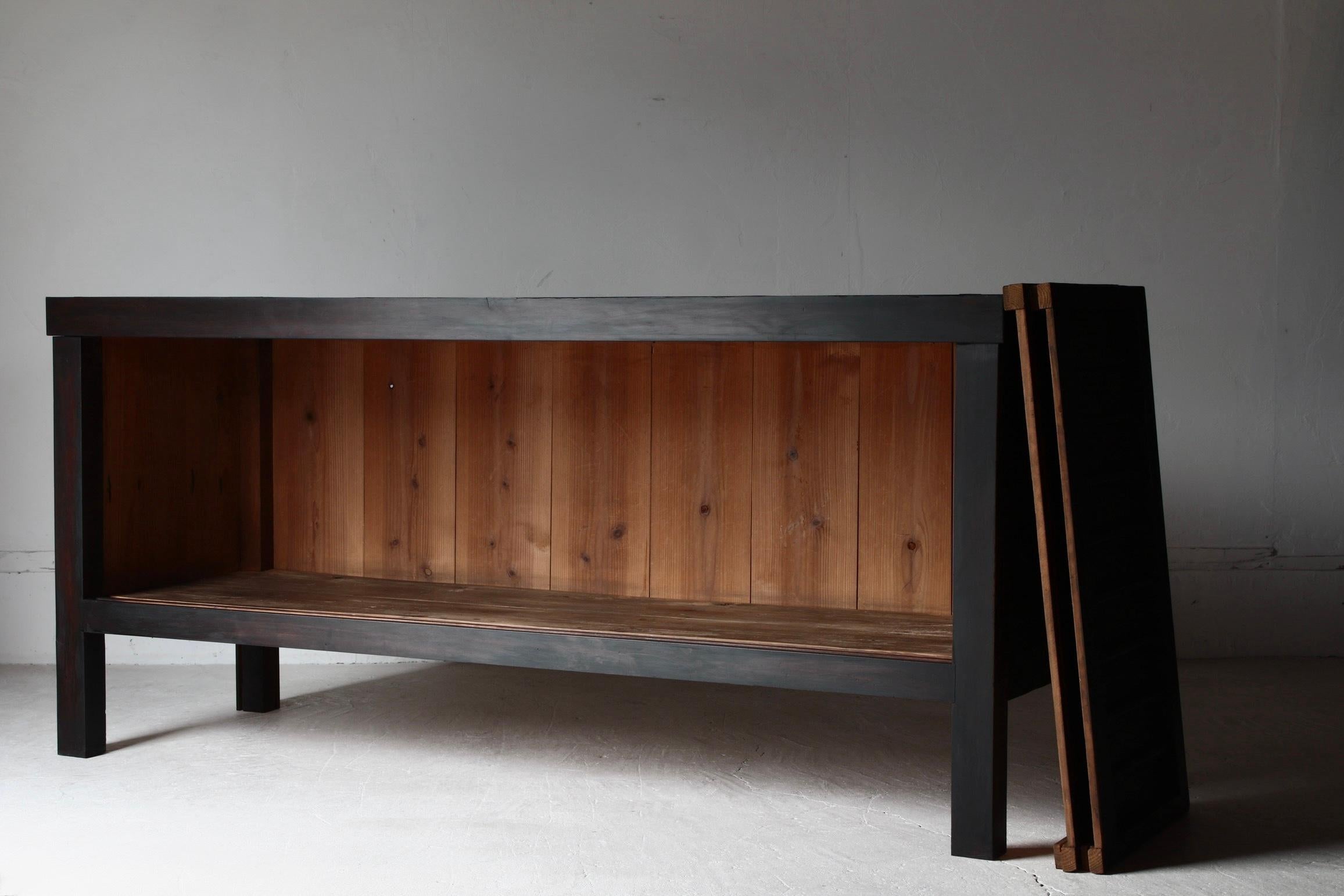 Antico Tansu nero di grandi dimensioni / Credenza / 1868-1912 Wabi-sabi giapponese in vendita 8