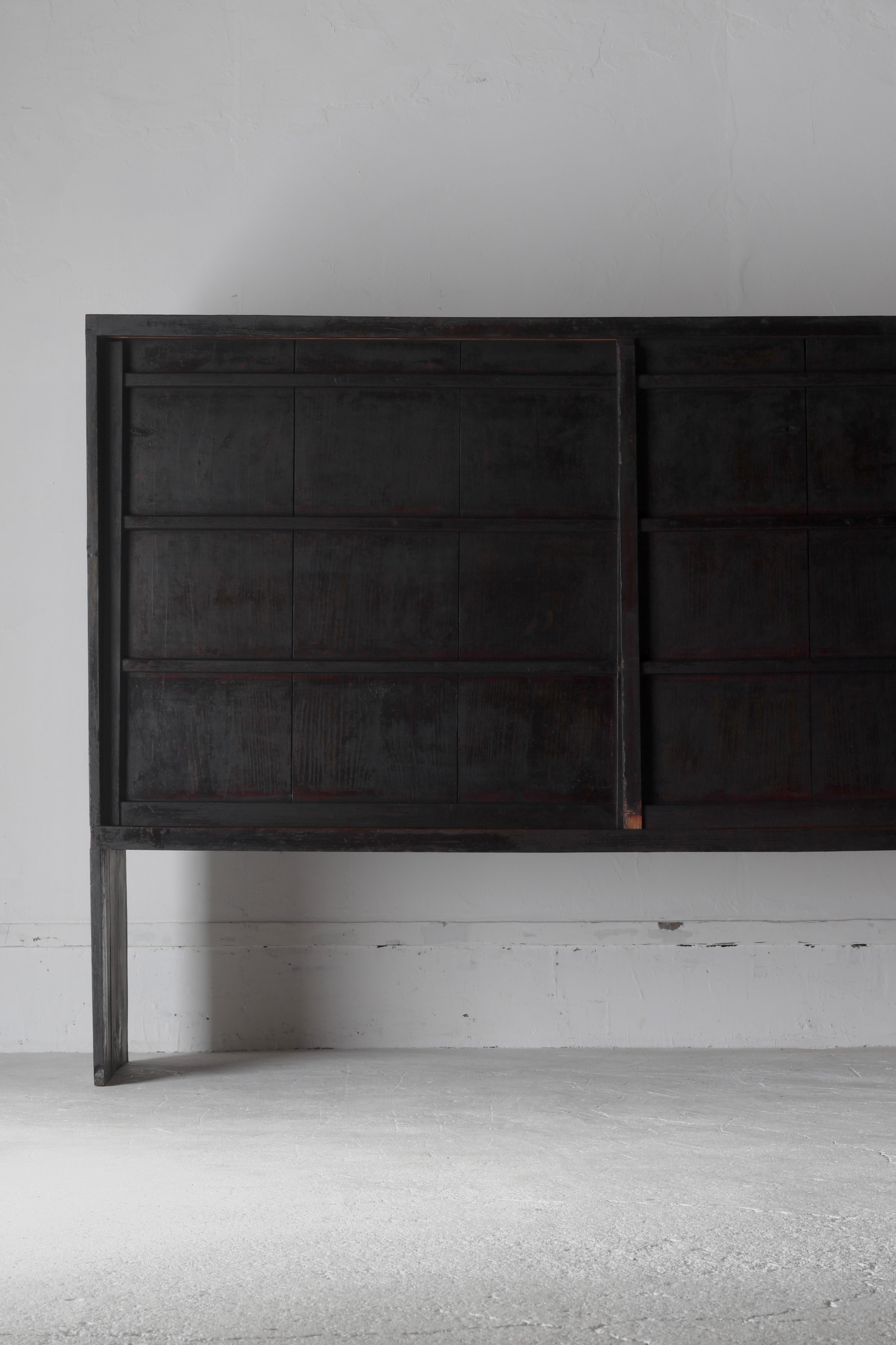 Japanese Antique Large Black Tansu / Cabinet Sideboard / 1868-1912s Wabi-sabi 12