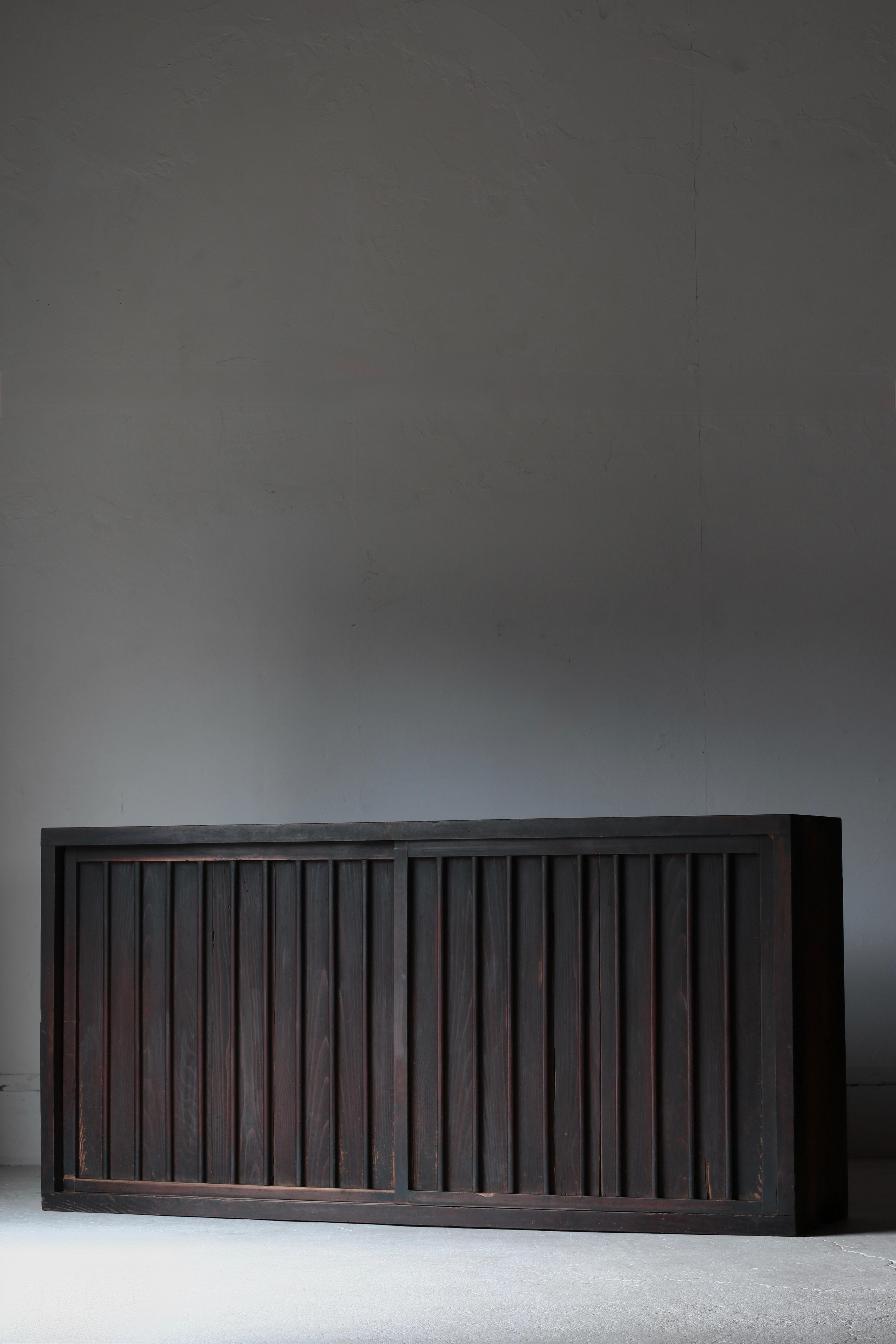 Antiguo Tansu Negro Japonés Grande / Aparador / 1868-1912s / Wabi-Sabi en venta 13