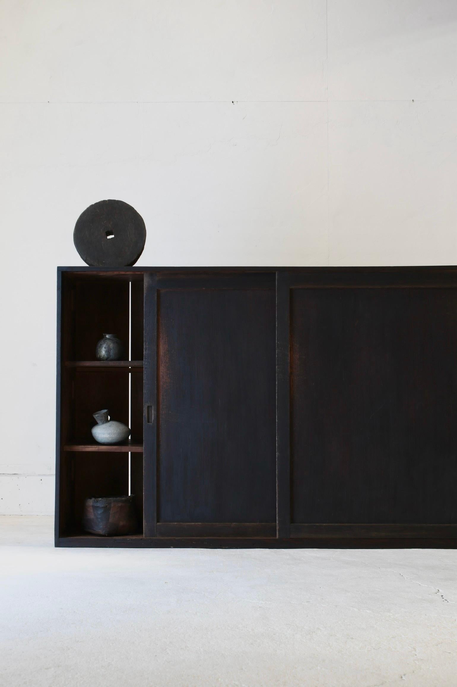 Antiguo Tansu Japonés Negro Grande / Aparador / 1868-1912s Wabi-sabi Meiji