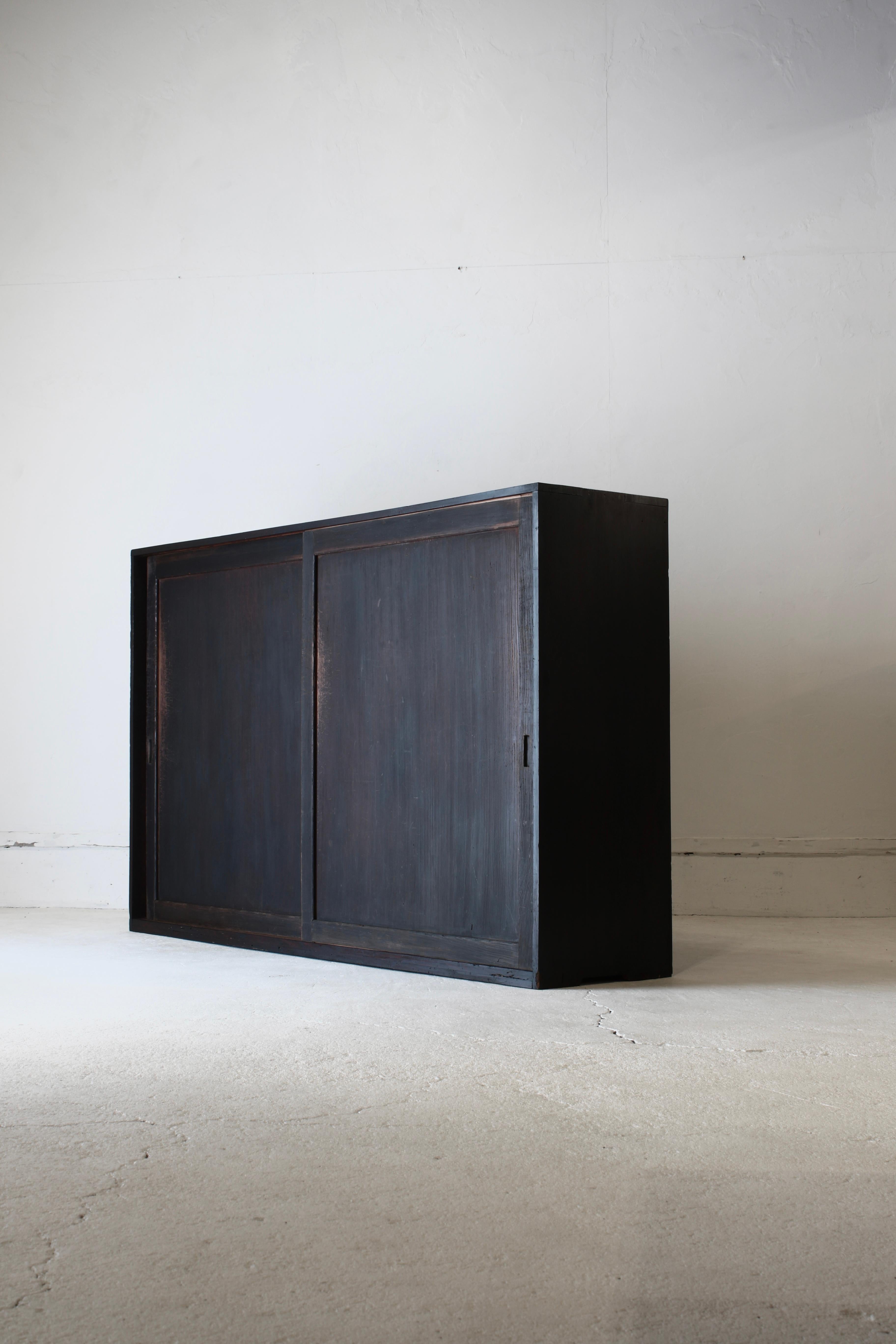 Antiguo Tansu Japonés Negro Grande / Aparador / 1868-1912s Wabi-sabi Madera