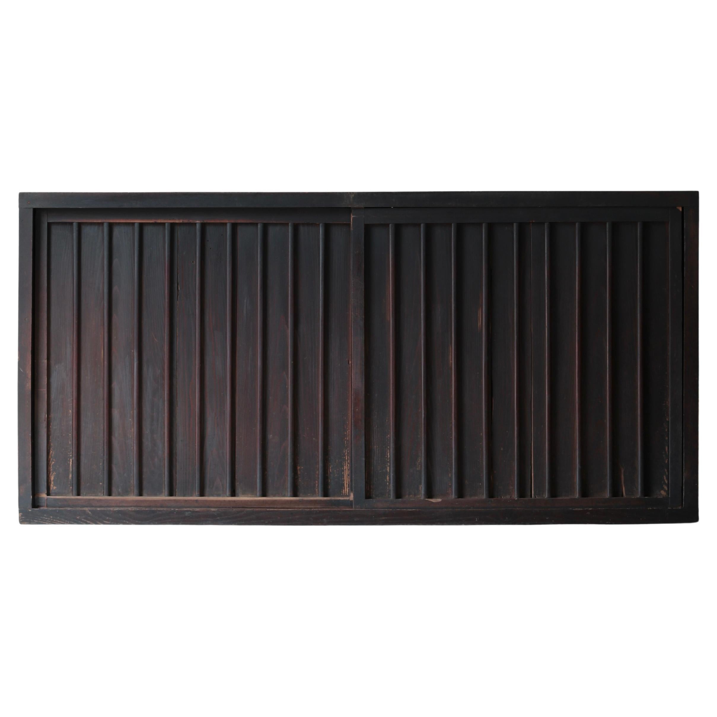 Antiguo Tansu Negro Japonés Grande / Aparador / 1868-1912s / Wabi-Sabi en venta