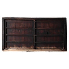 Antico Tansu nero di grandi dimensioni giapponese / Credenza / XIX secolo / Wabi-Sabi