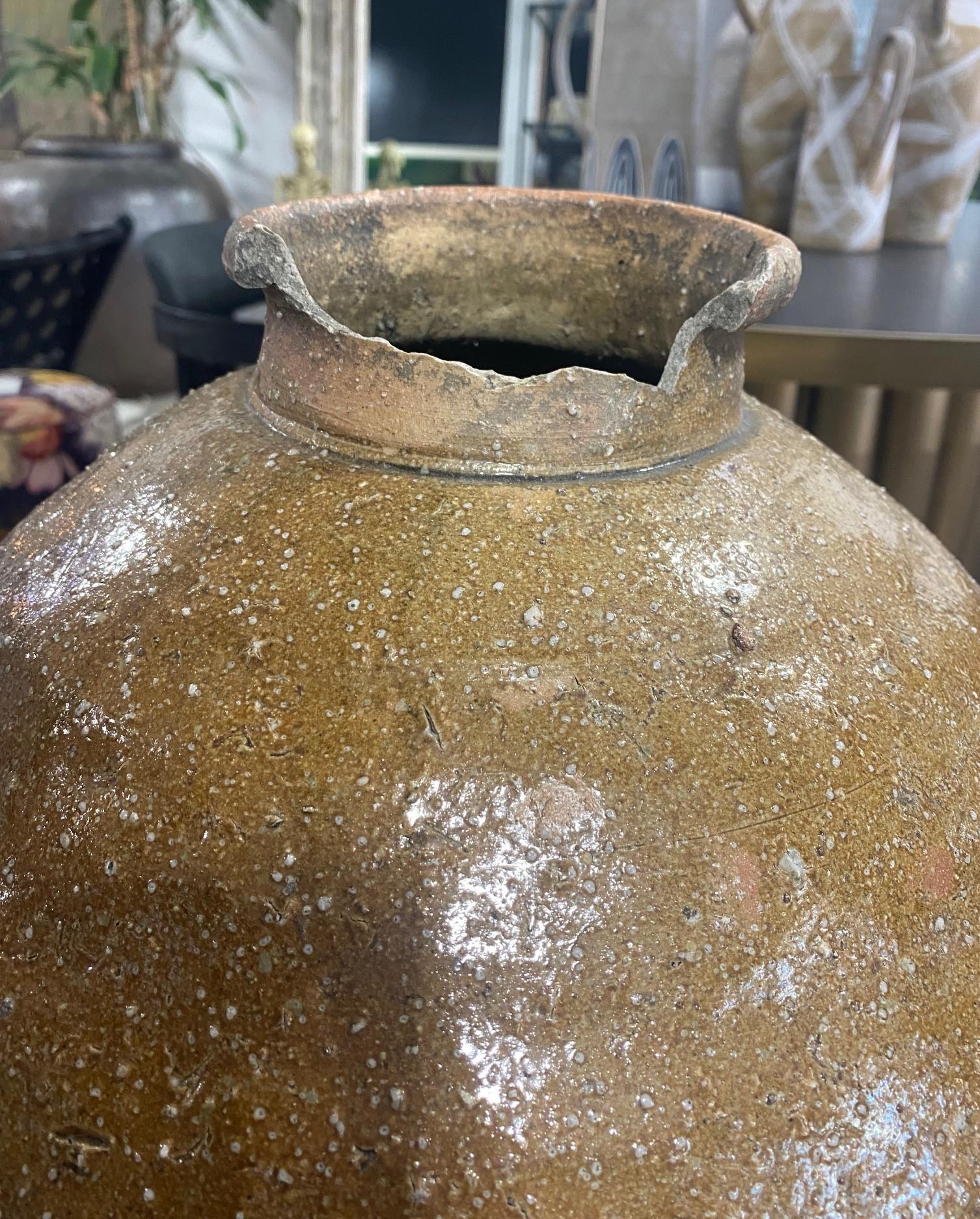 Japanese Antique Large Edo Shigaraki Ash Glaze Wabi-Sabi Pottery Tsubo Jar Vase  In Good Condition In Studio City, CA