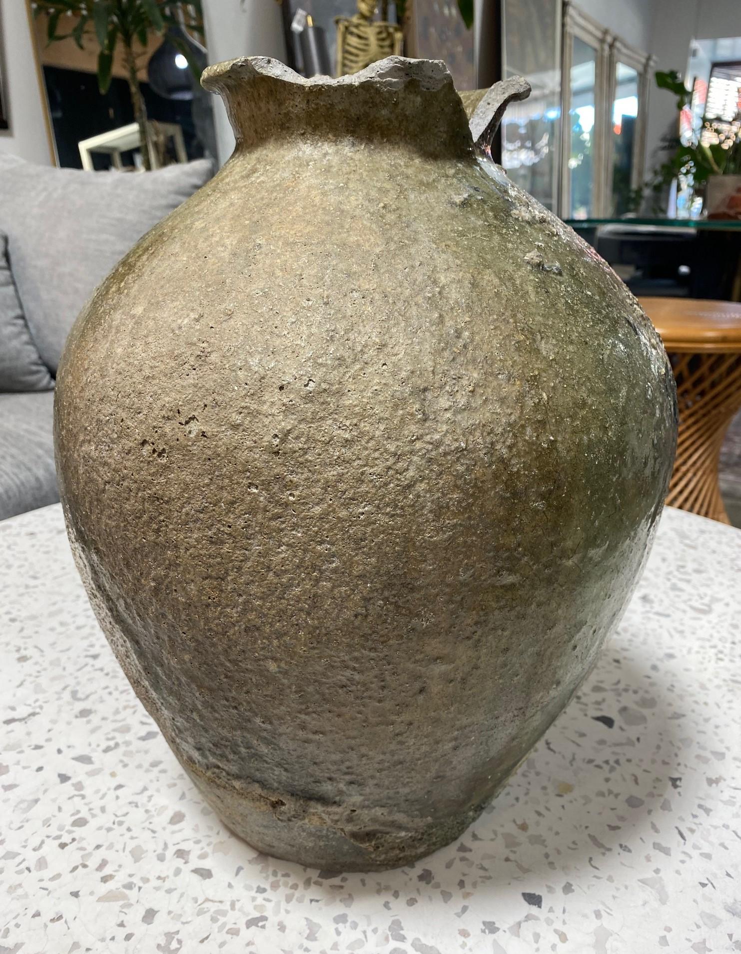 Japanese Antique Large Edo Wabi-Sabi Shigaraki Art Pottery Jar Tsubo Pot Vase For Sale 8