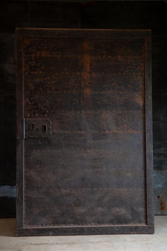 Japanische Antike große Eisen plattiert Kurado, wabi sabi Storehouse Tür 1870er-1900er