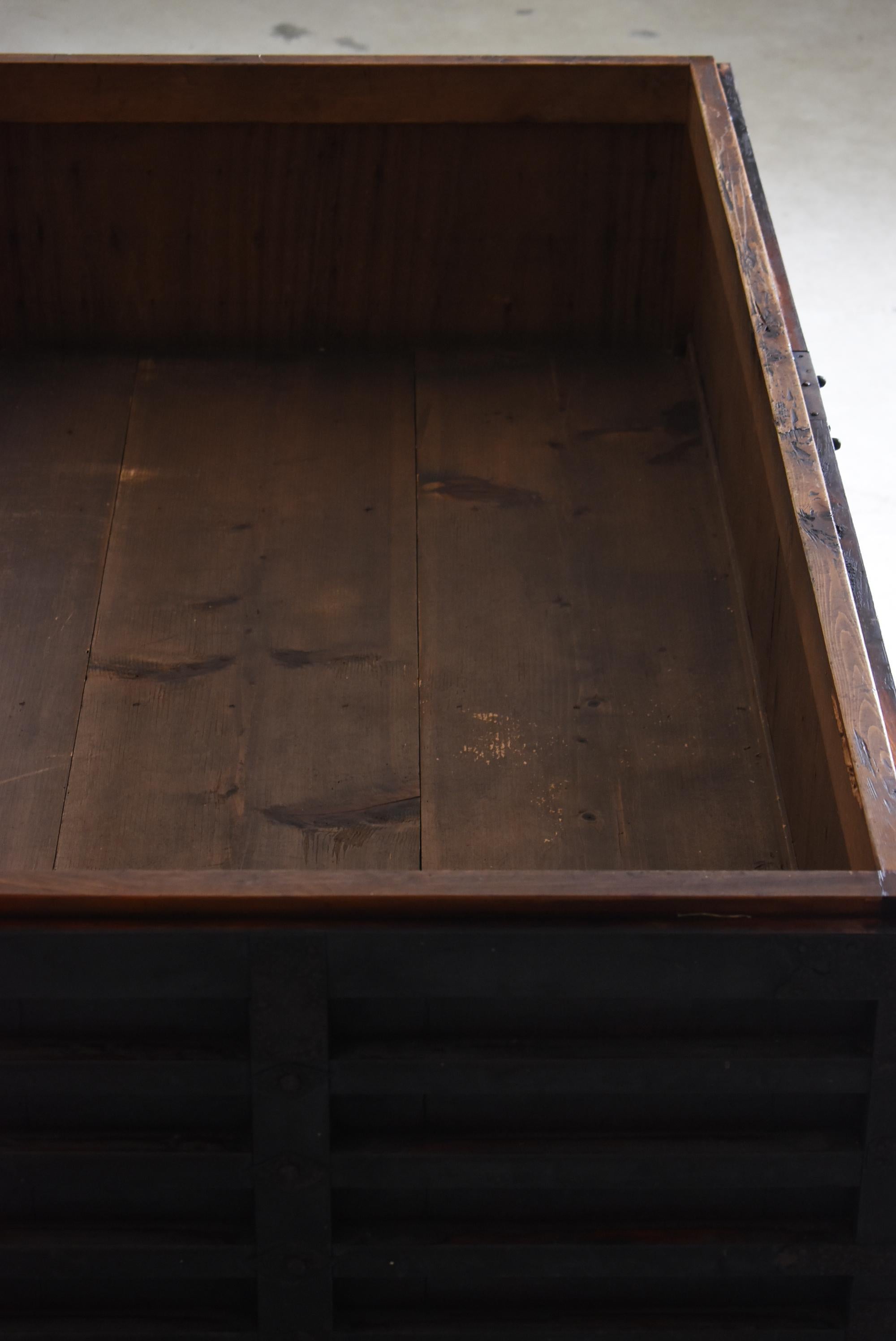 Japanische antike große Kuruma Tansu 1800er-1860er Jahre / Schrank Sideboard Wabi Sabi, Wabi Sabi, antik im Angebot 4