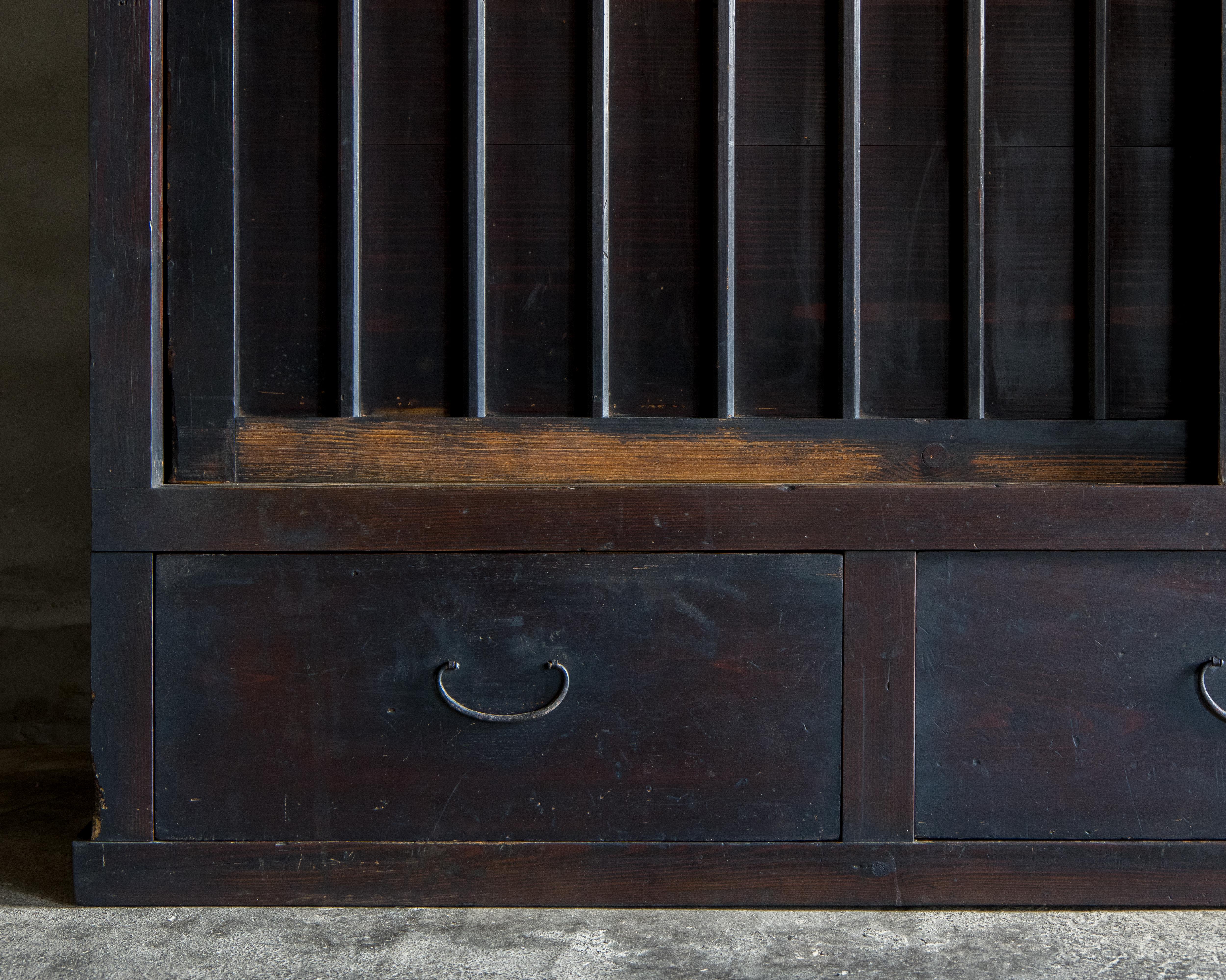 Grand Tansu japonais ancien Mizuya, ère Meiji '1868-1912', Wabi Sabi en vente 4