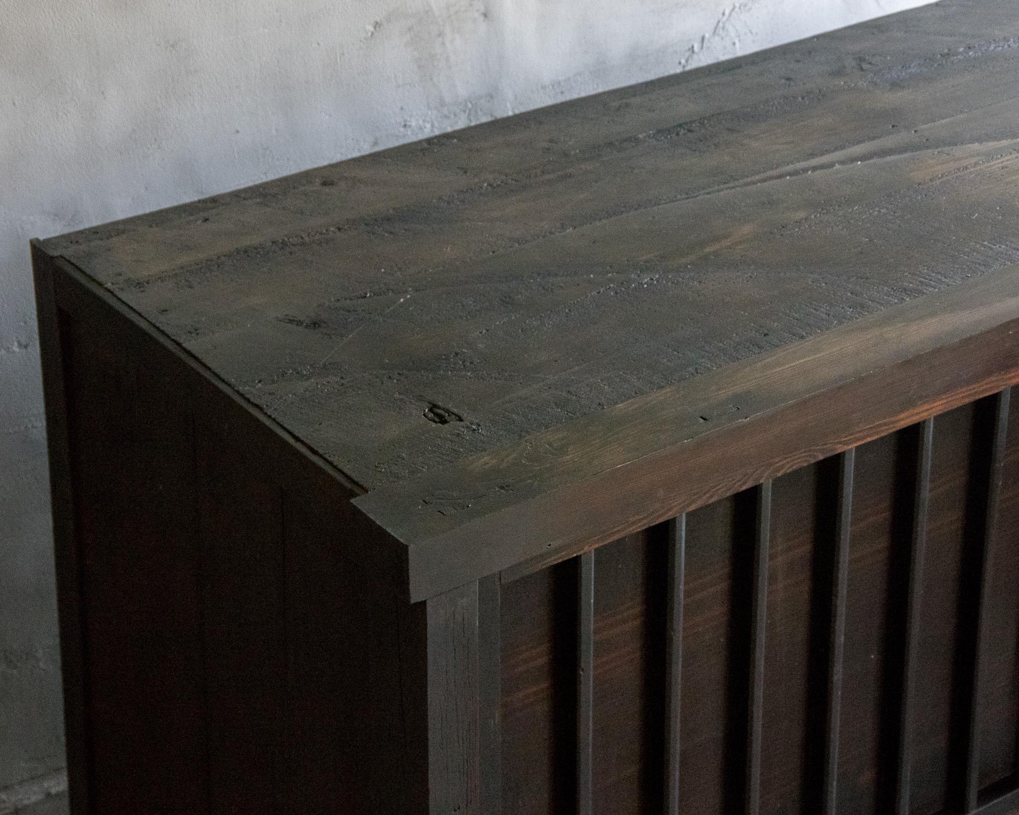 XIXe siècle Grand Tansu japonais ancien Mizuya, ère Meiji '1868-1912', Wabi Sabi en vente