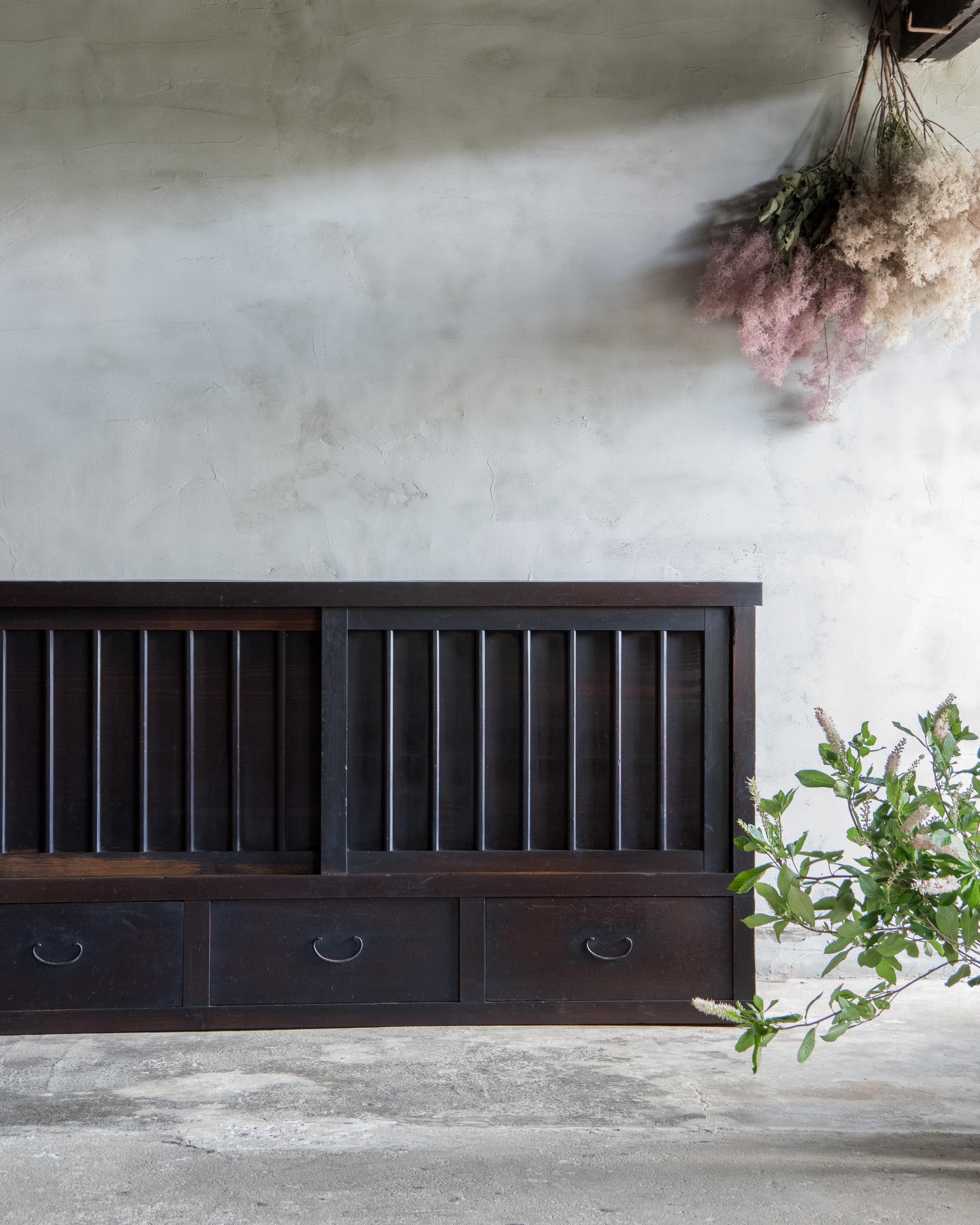 Grand Tansu japonais ancien Mizuya, ère Meiji '1868-1912', Wabi Sabi en vente 1