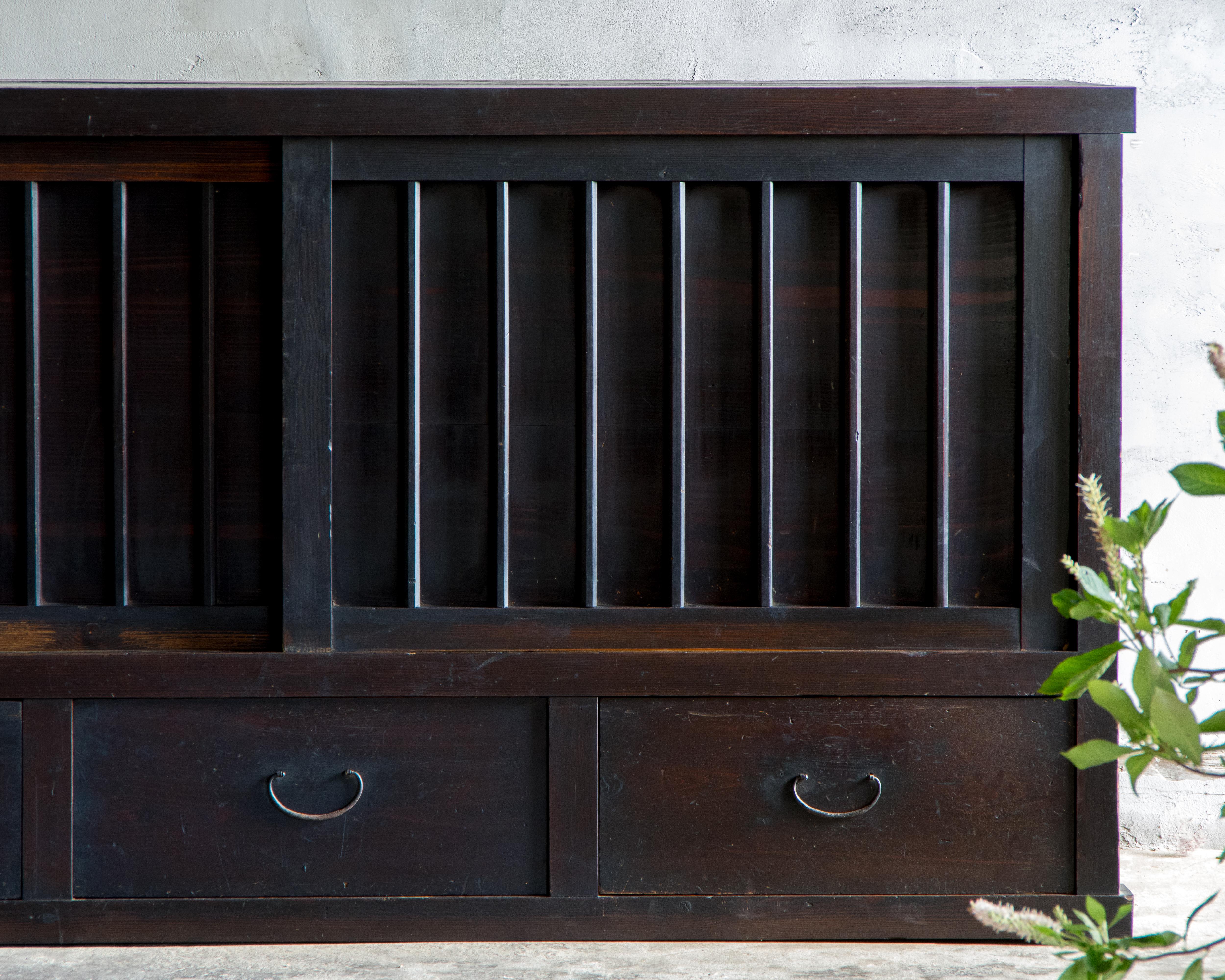 Grand Tansu japonais ancien Mizuya, ère Meiji '1868-1912', Wabi Sabi en vente 2