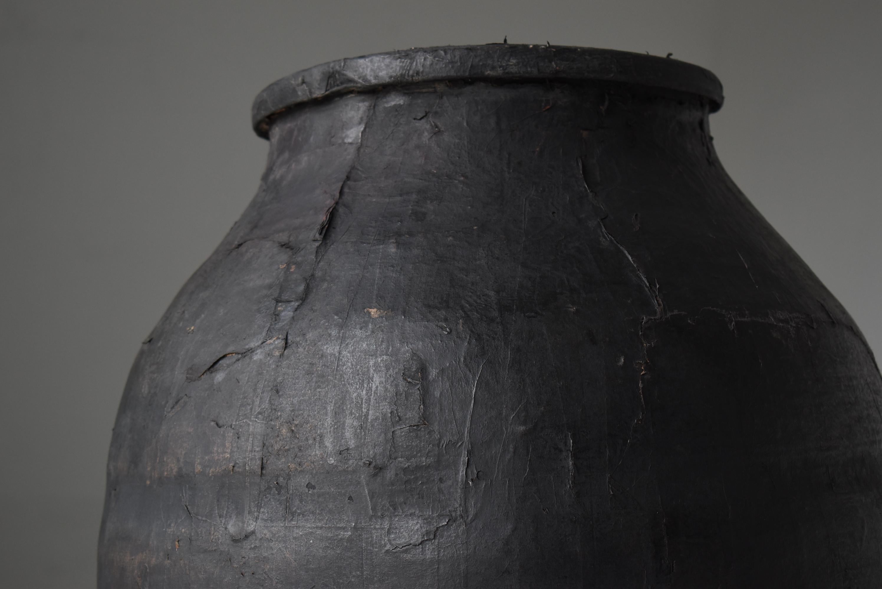 Japanische antike große Keramikvase mit Papierüberzug 1860er-1900er Jahre / Gefäß Wabisabi im Angebot 5