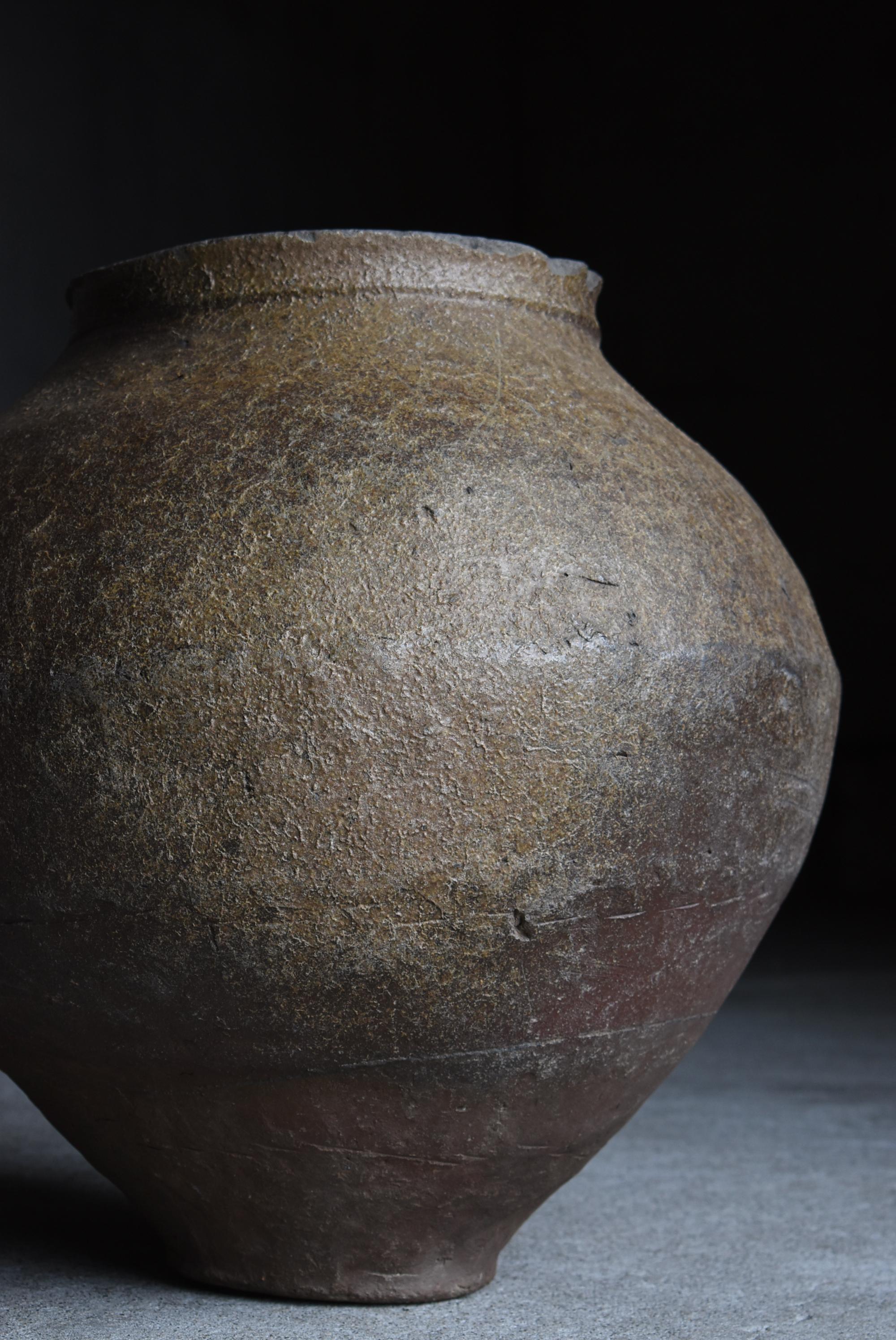 XVIIIe siècle et antérieur Grand vase de poterie japonais ancien 14-16e siècle / Vase à fleurs Wabisabi en vente
